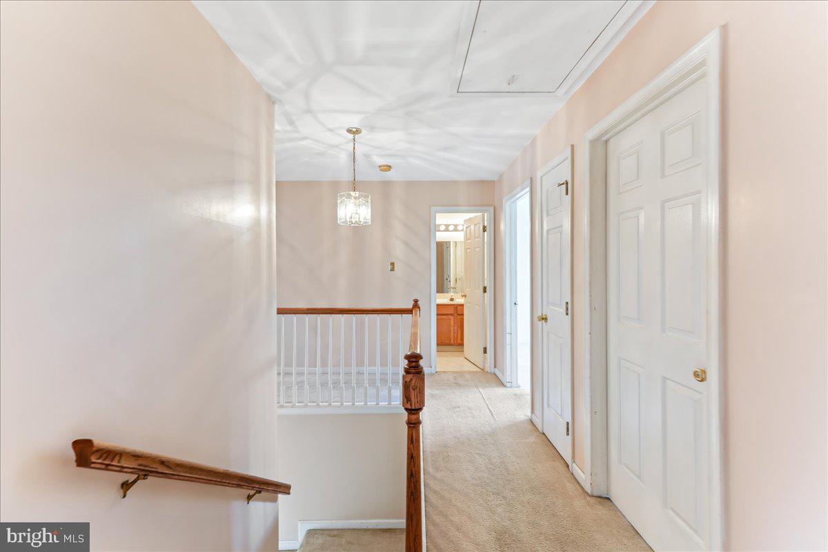 MEADOWBROOK - Residential