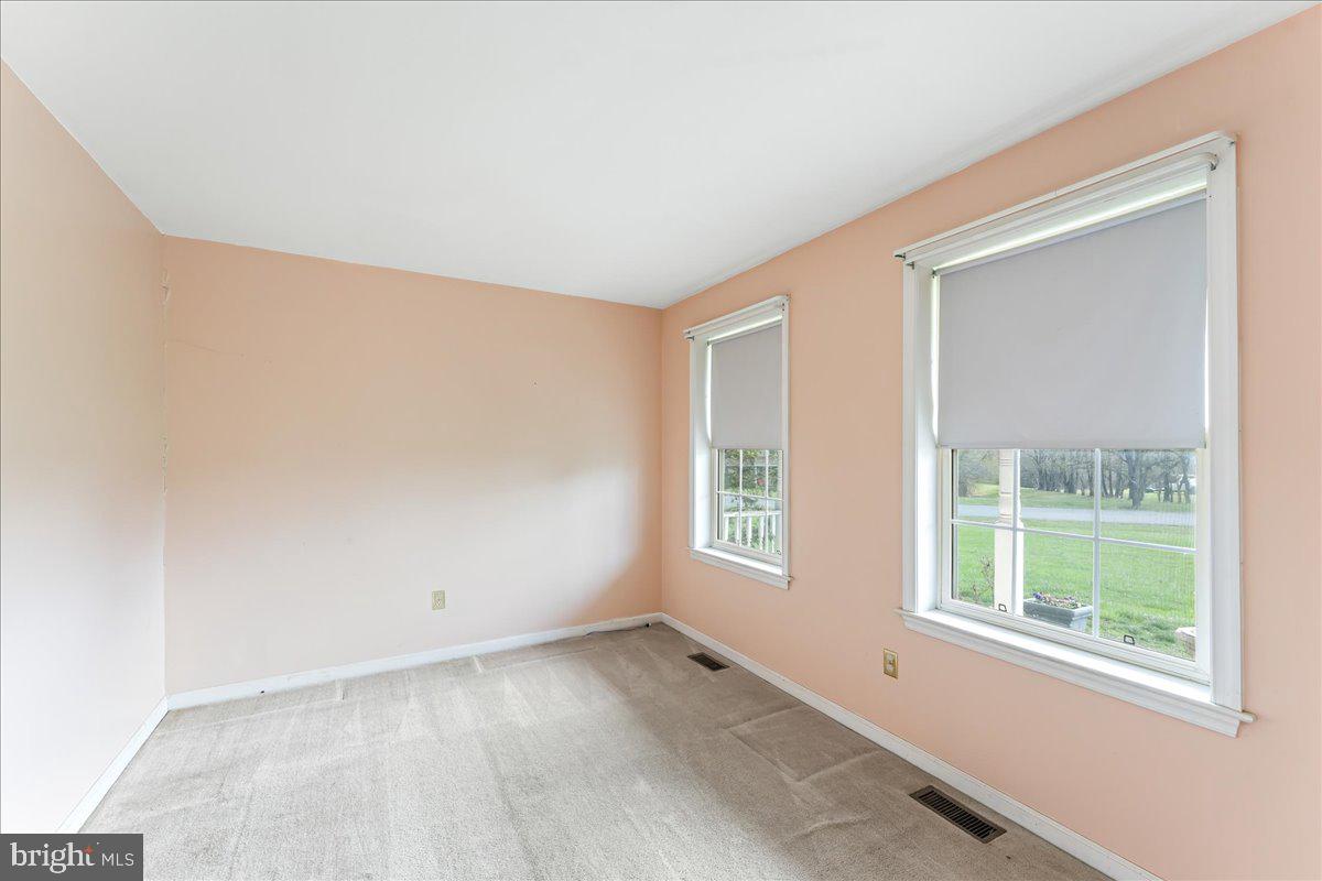 MEADOWBROOK - Residential