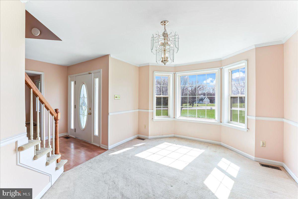 MEADOWBROOK - Residential