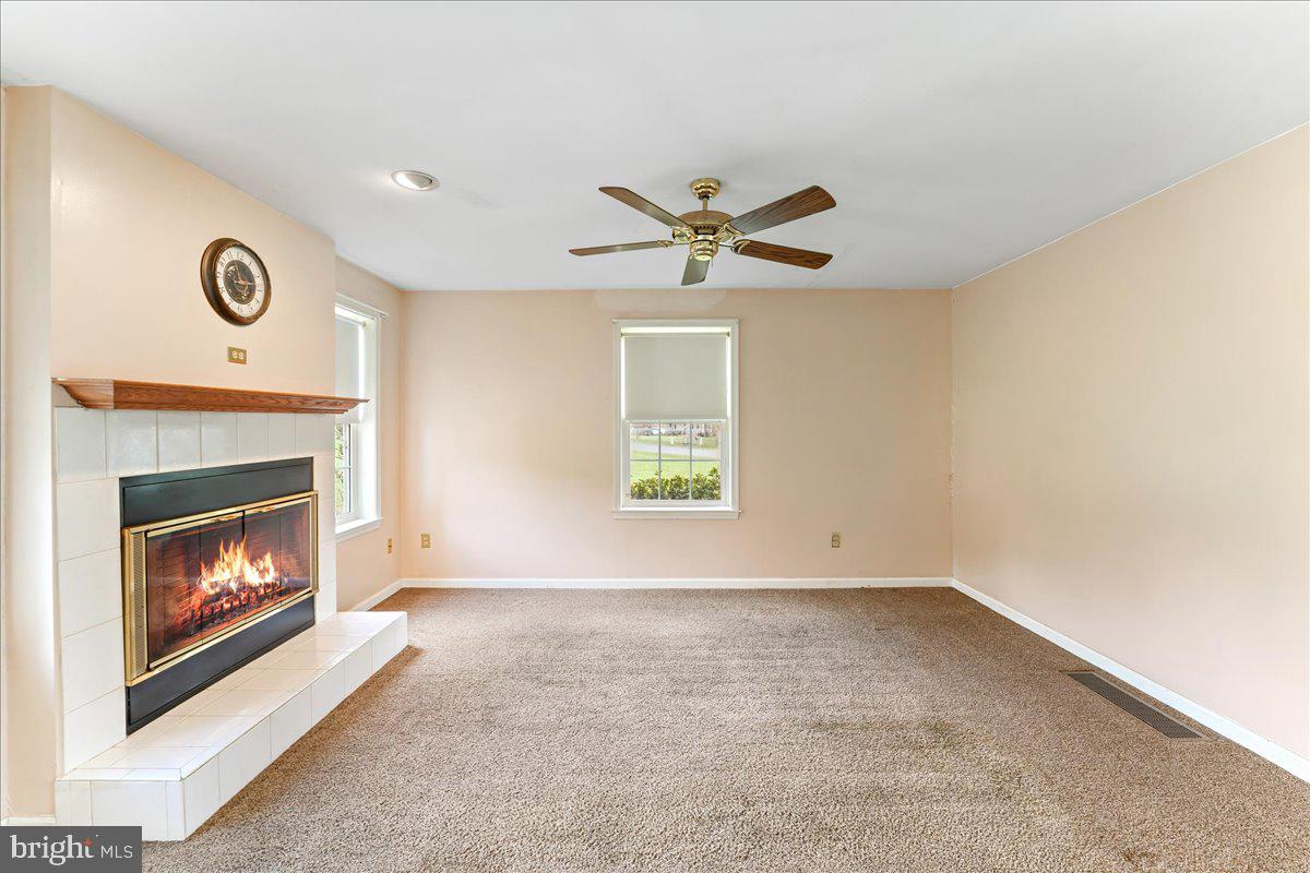 MEADOWBROOK - Residential