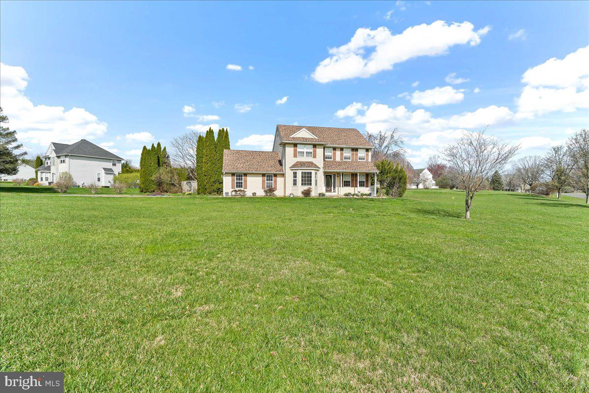 MEADOWBROOK - Residential