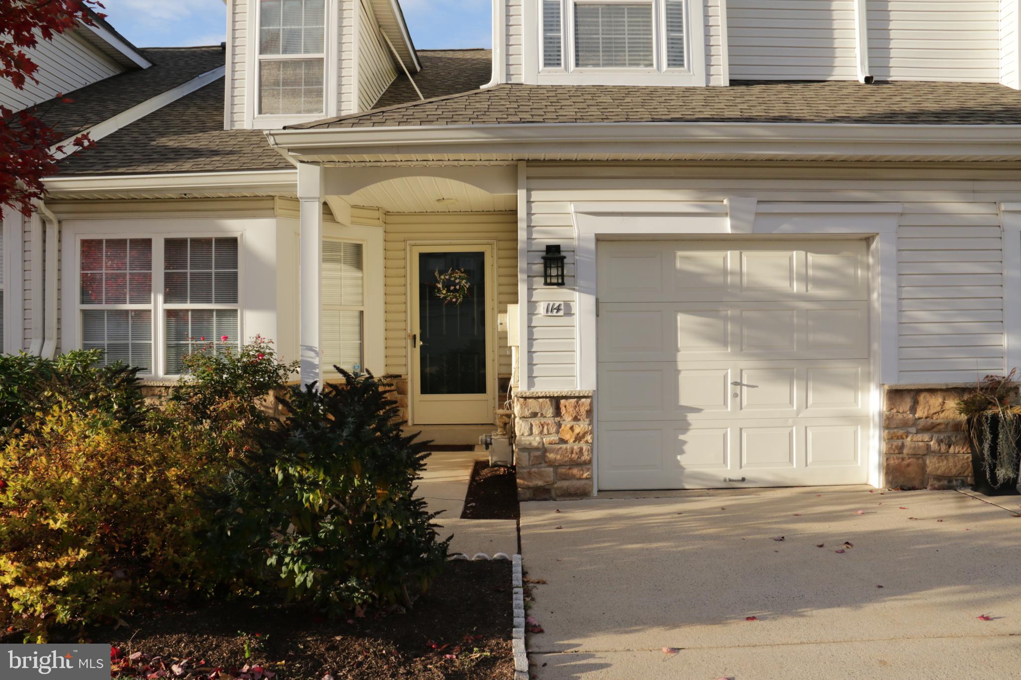 VILLAGES OF DOYLES - Residential