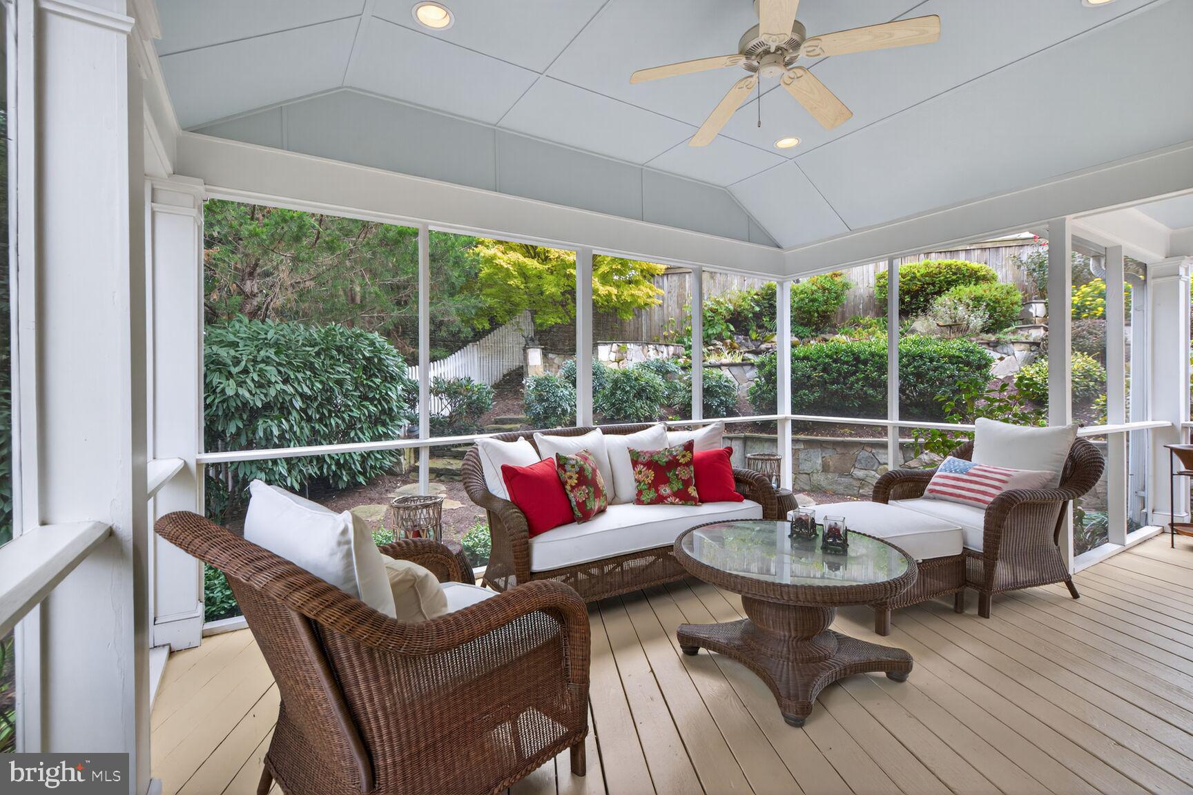 BELLE HAVEN - Residential