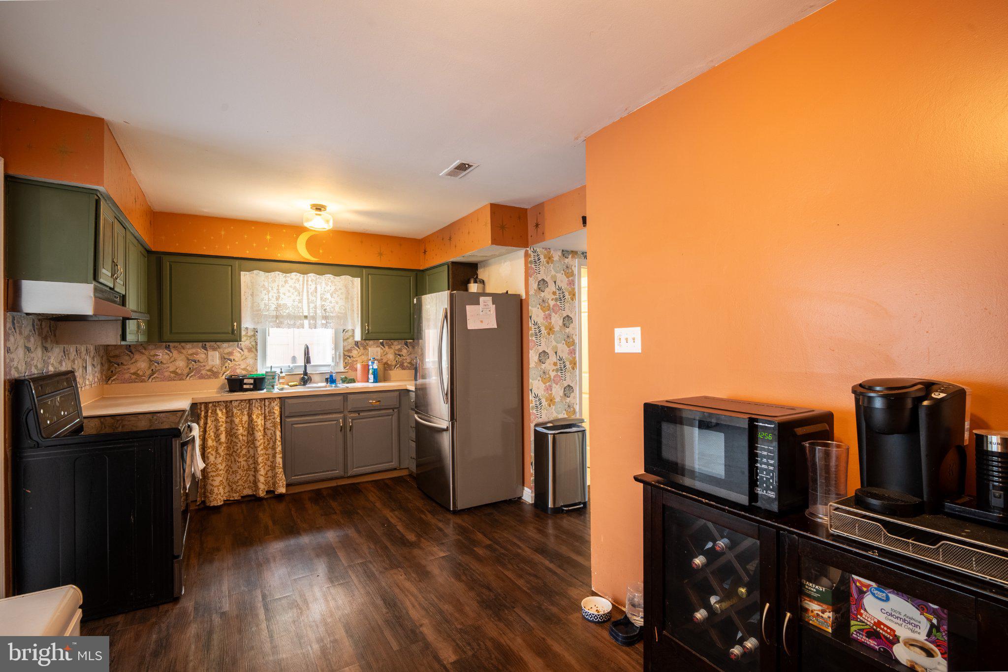 CEDAR GROVE ESTS - Residential