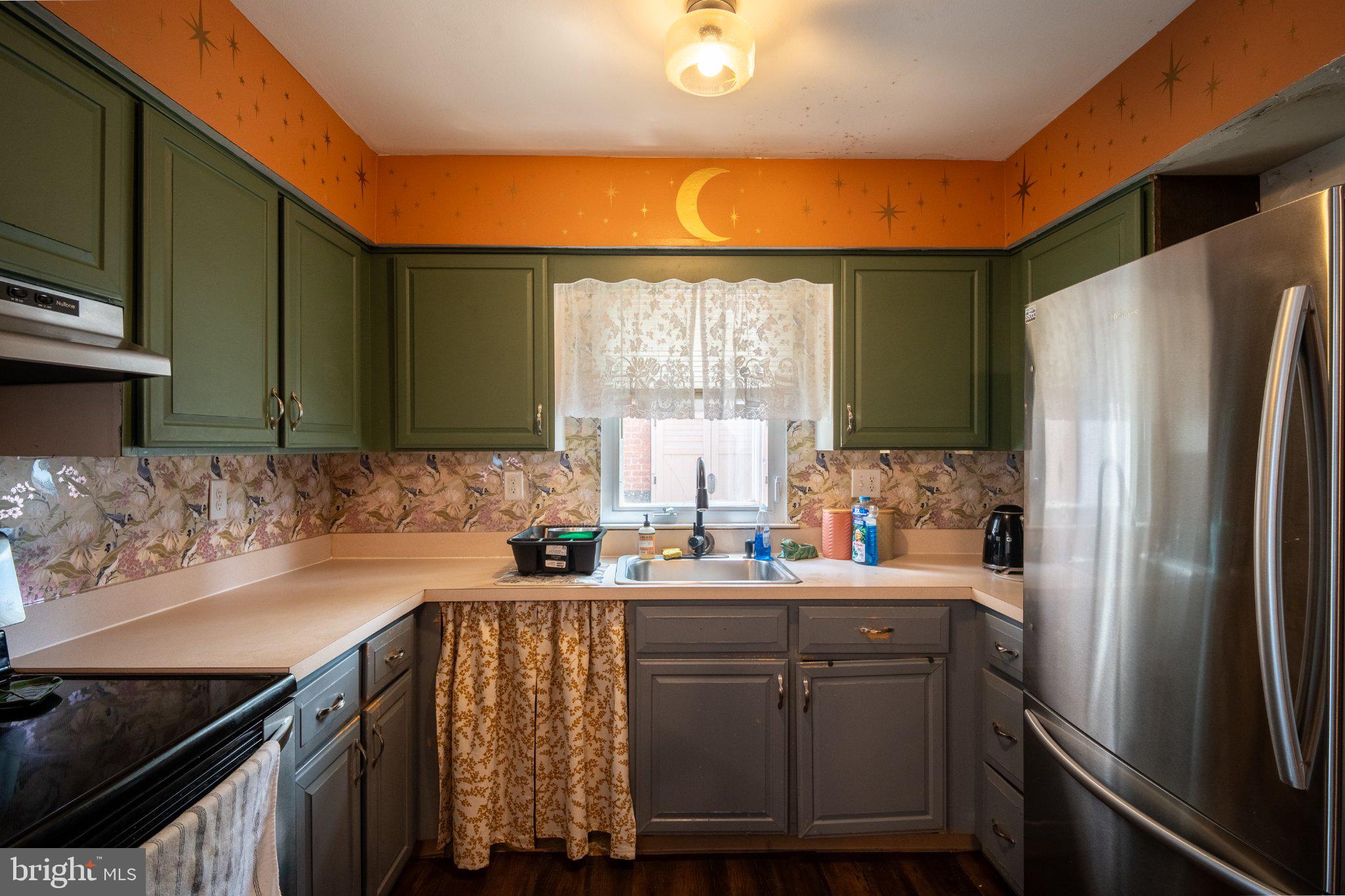 CEDAR GROVE ESTS - Residential