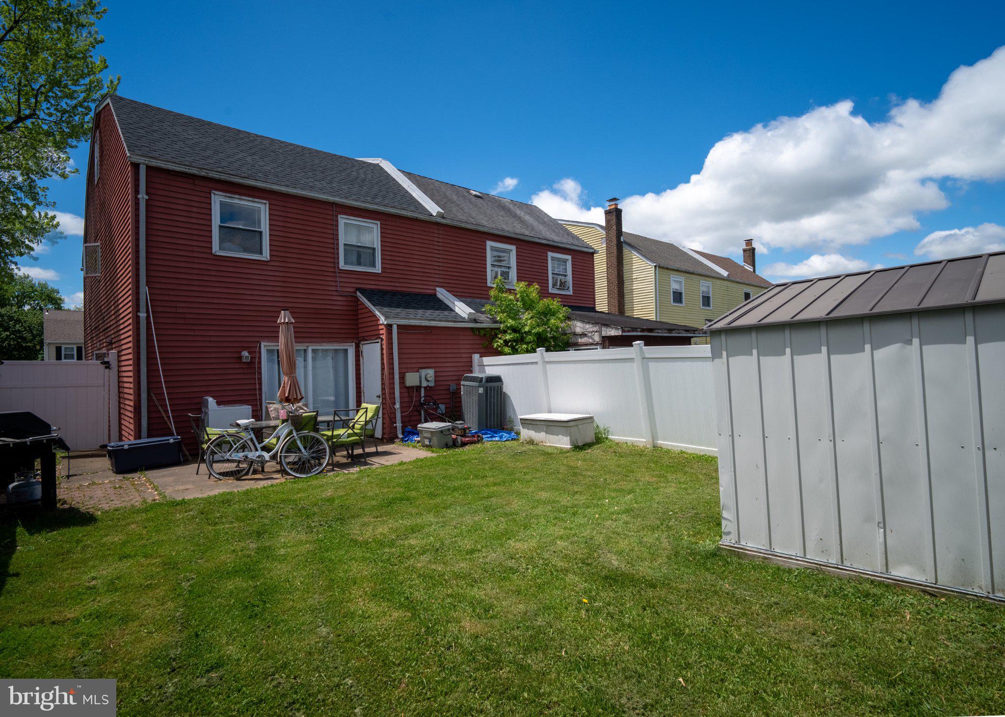 CEDAR GROVE ESTS - Residential