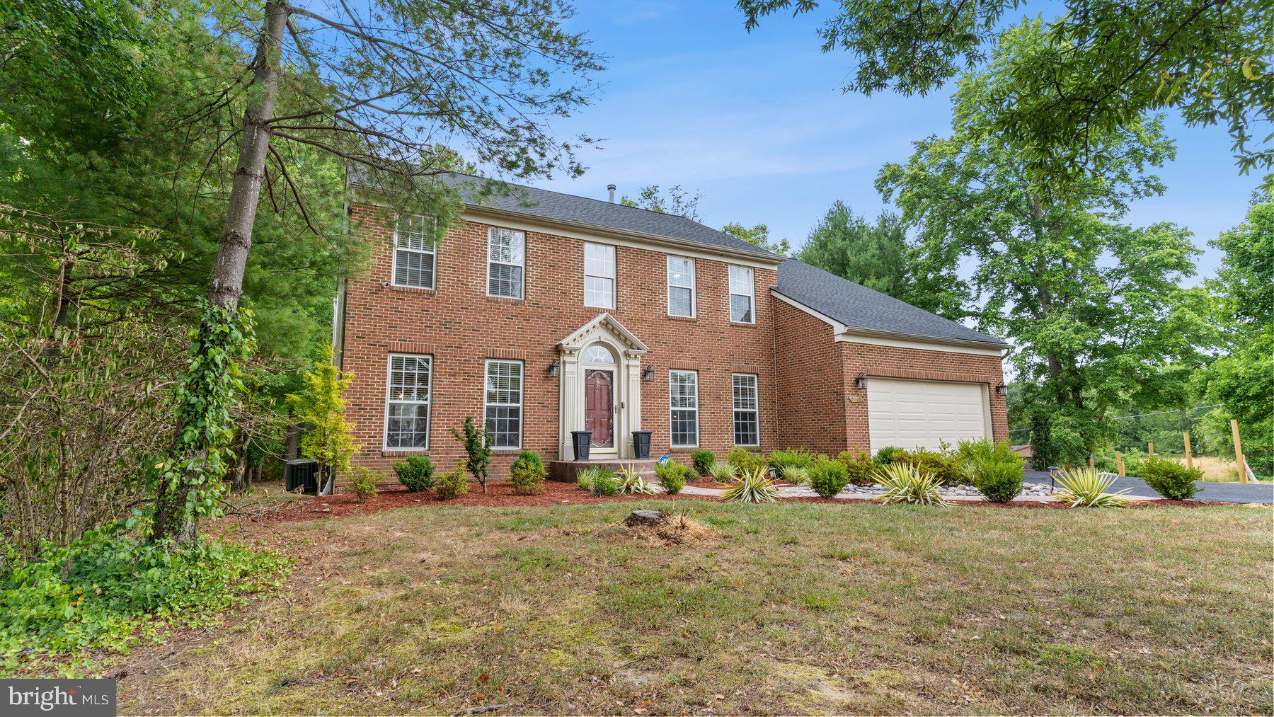 MARY-CATHERINE ESTATES - Residential