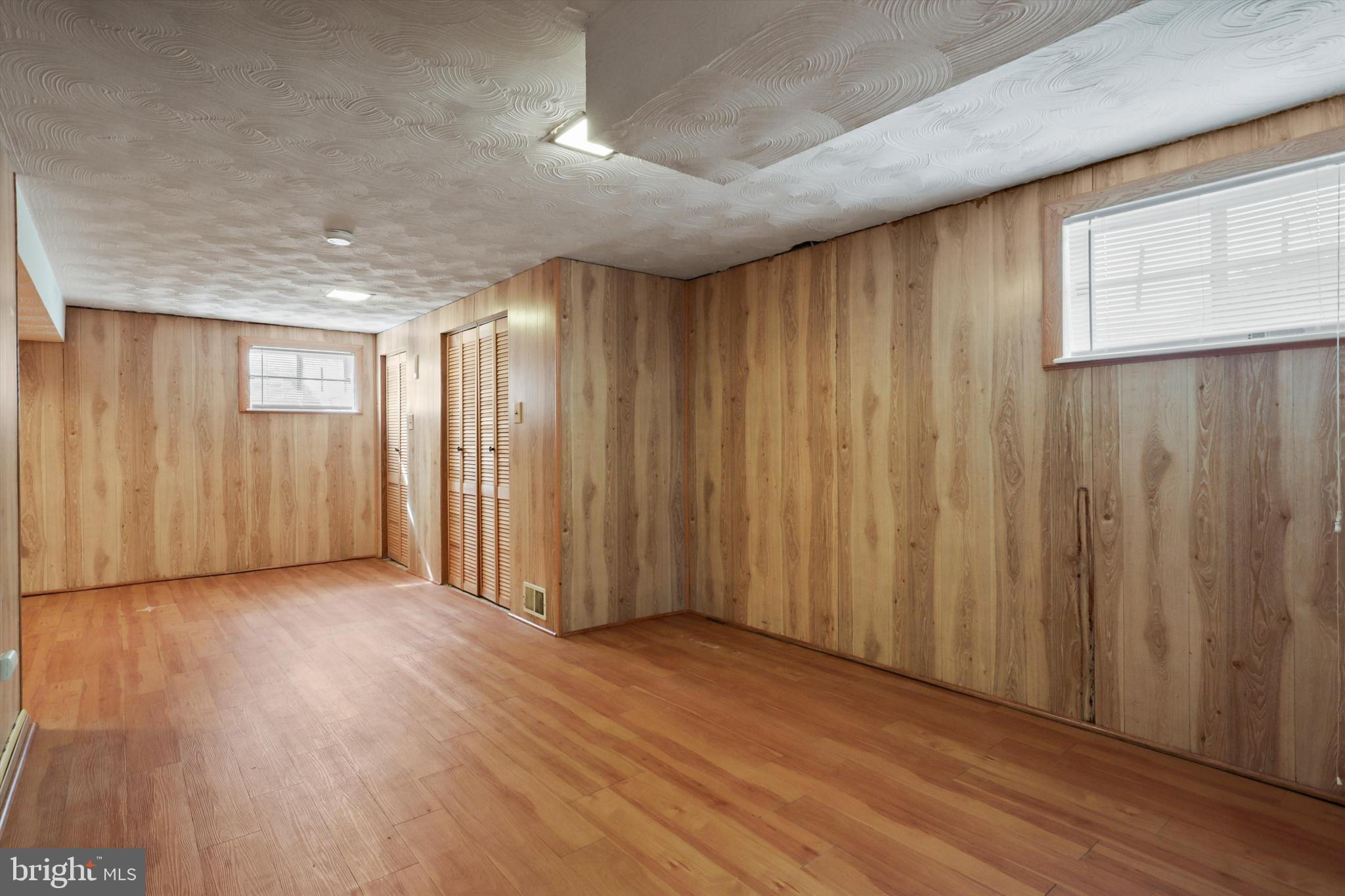 COLLEGE PARK ESTATES - Residential