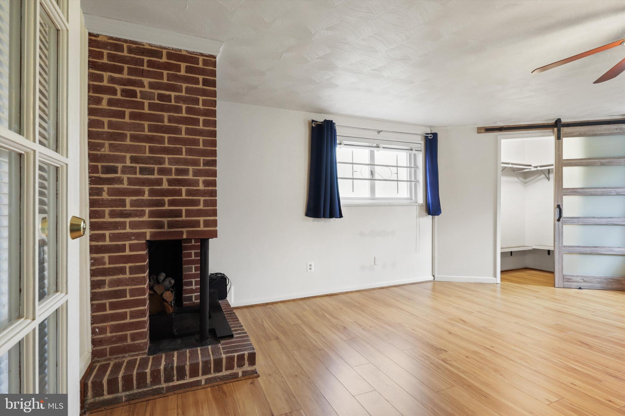 COLLEGE PARK ESTATES - Residential