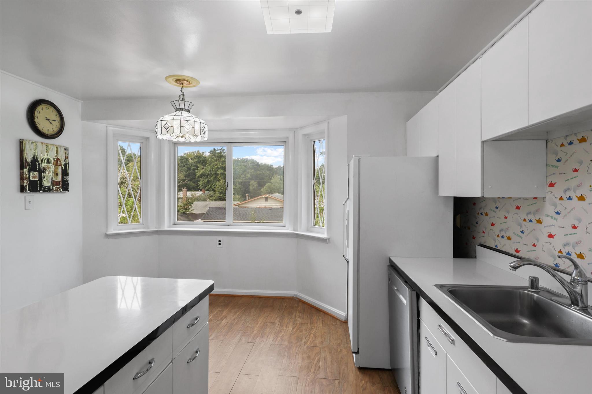 COLLEGE PARK ESTATES - Residential