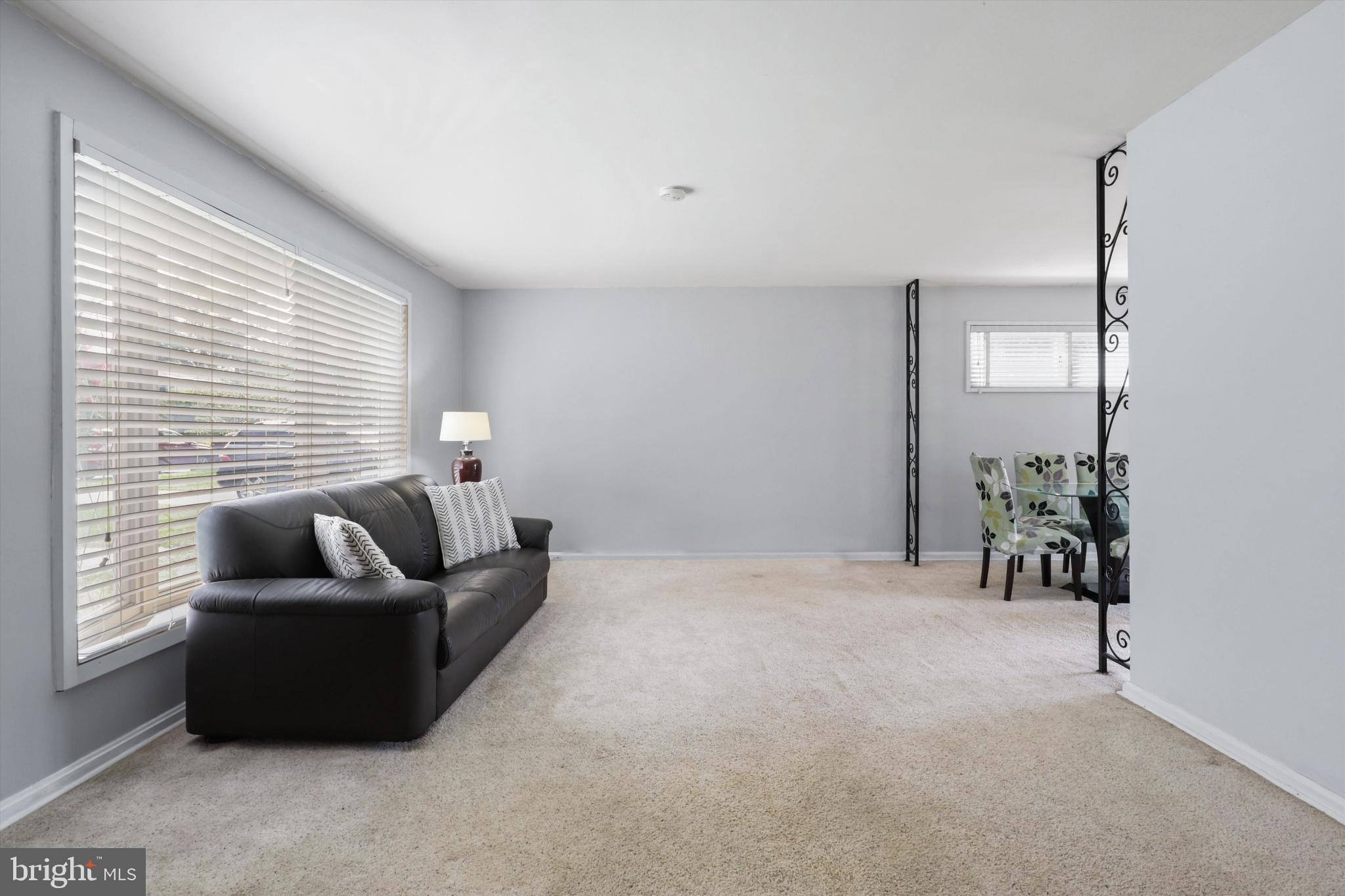 COLLEGE PARK ESTATES - Residential