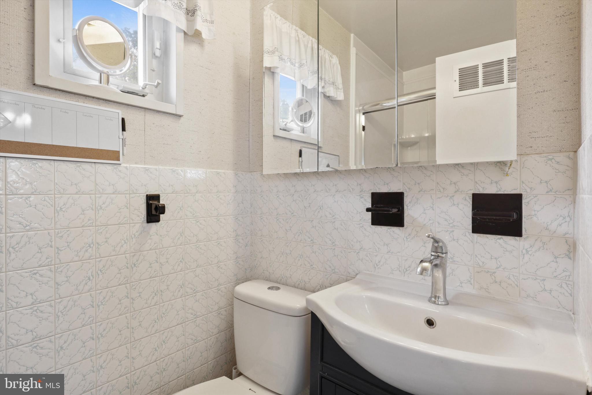 COLLEGE PARK ESTATES - Residential