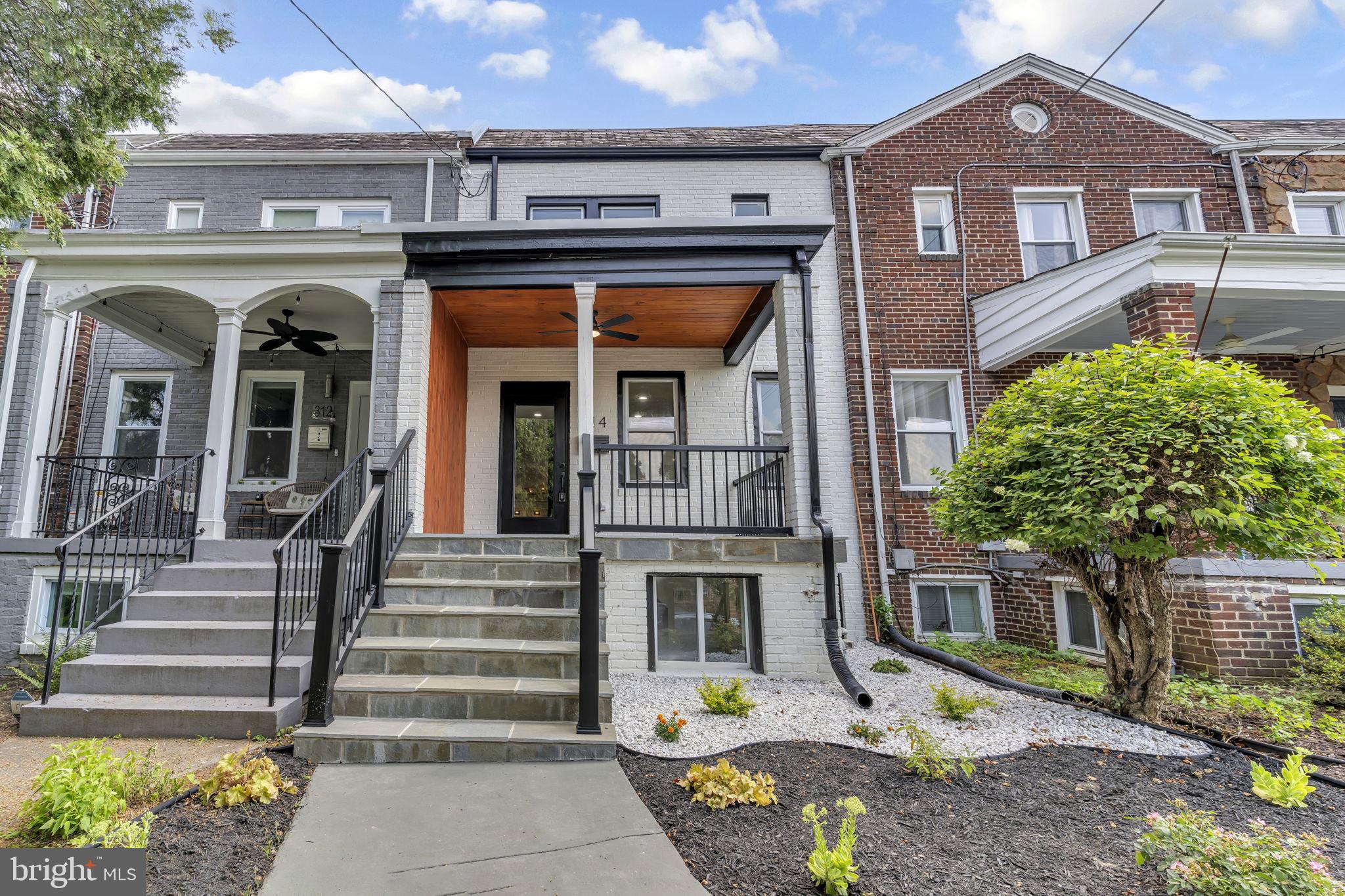314 FARRAGUT STREET NW