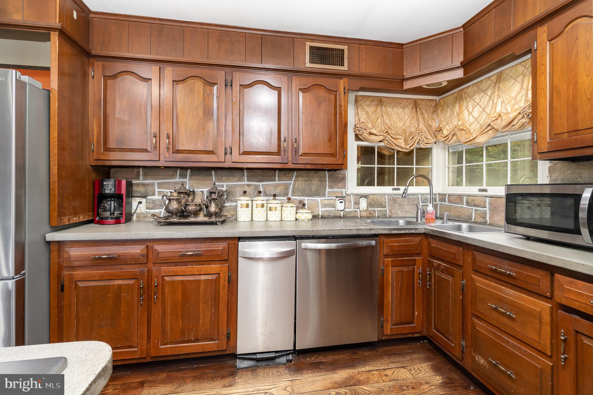 NONE AVAILABLE - Commercial Sale