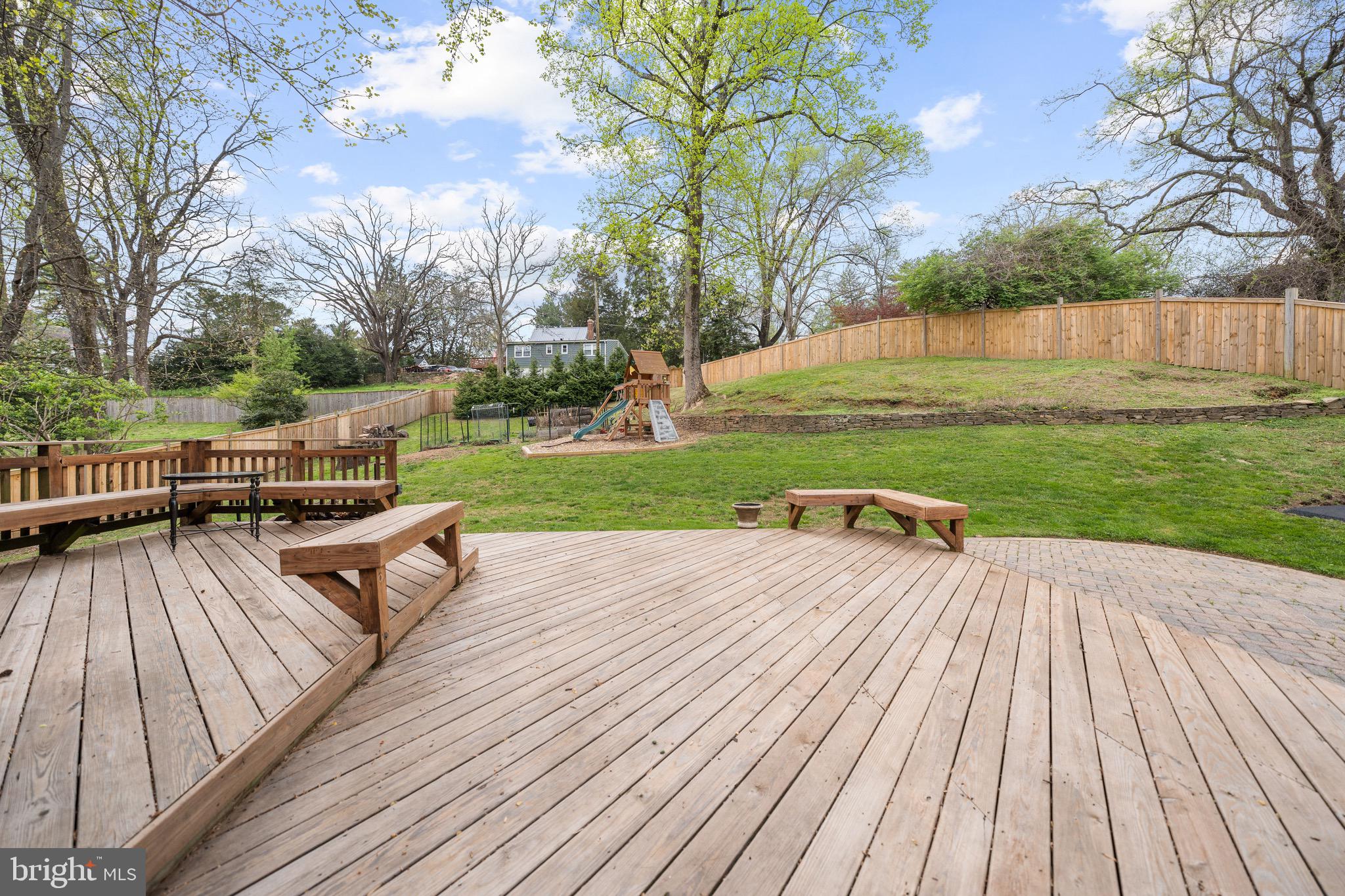 NORTH SPRINGBROOK - Residential