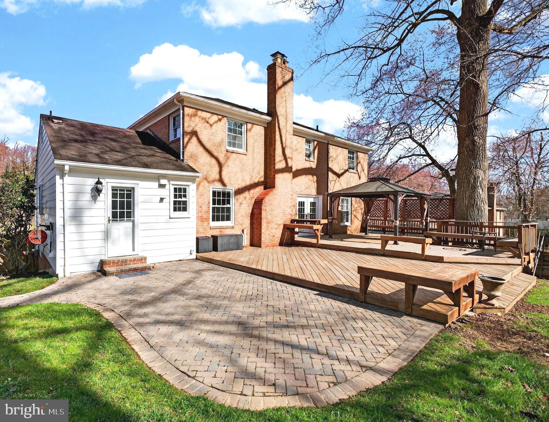 NORTH SPRINGBROOK - Residential