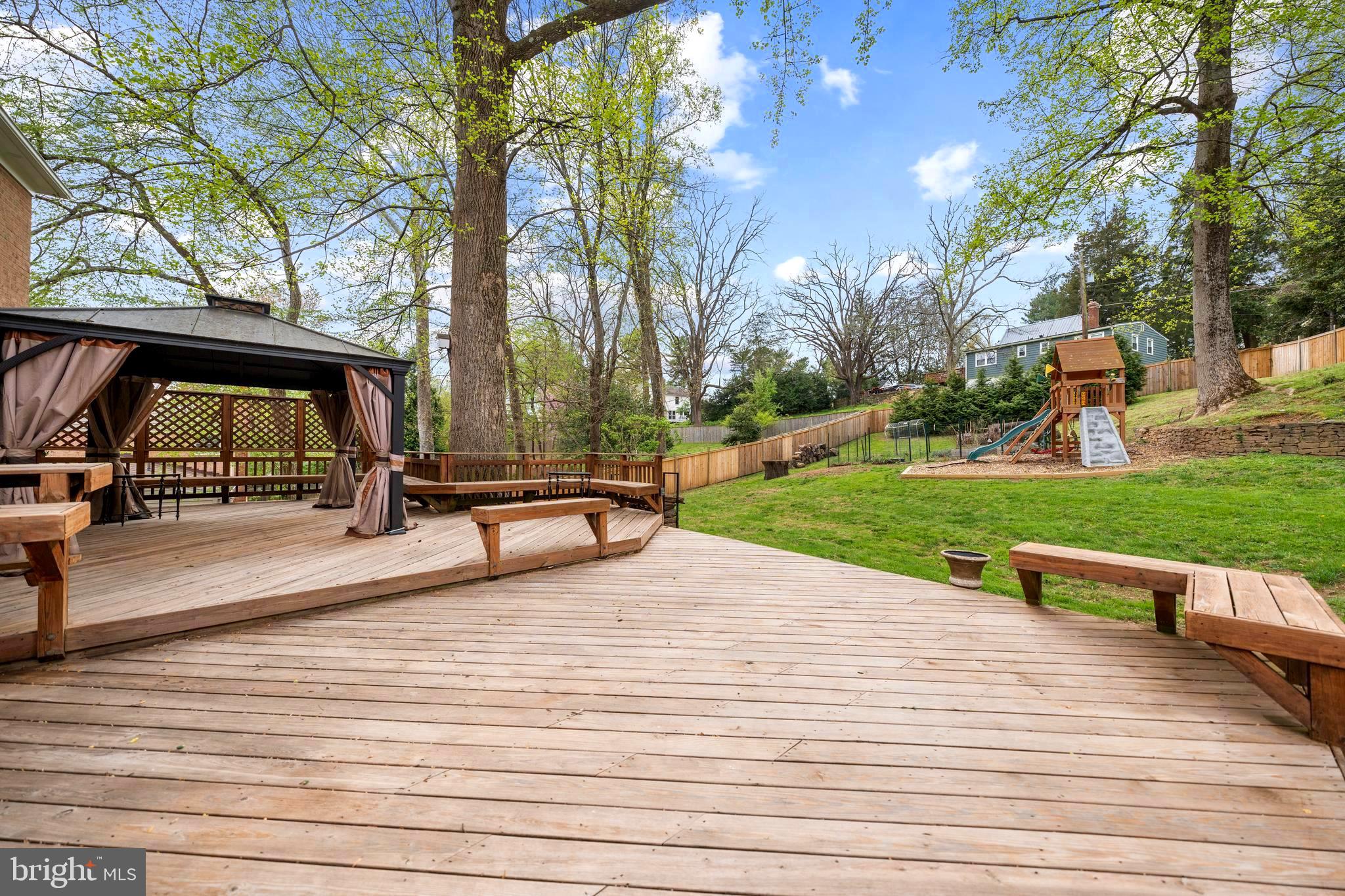 NORTH SPRINGBROOK - Residential