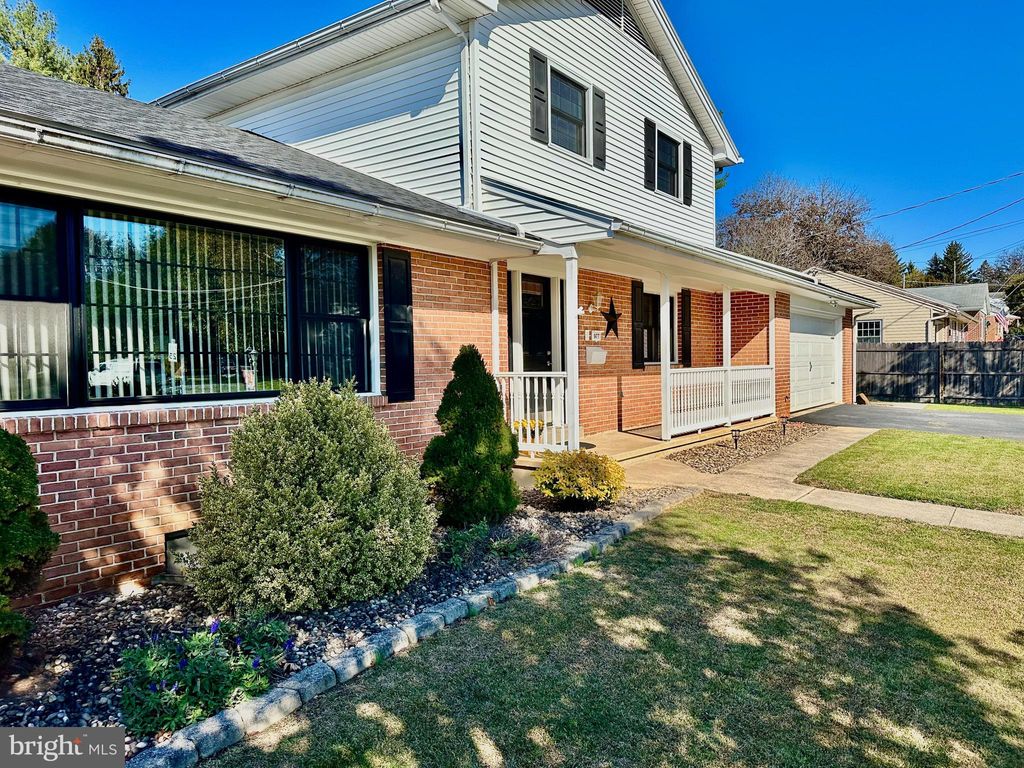 Photo of 977 York Street, LEBANON, PA 17042 (MLS # PALN2023482)