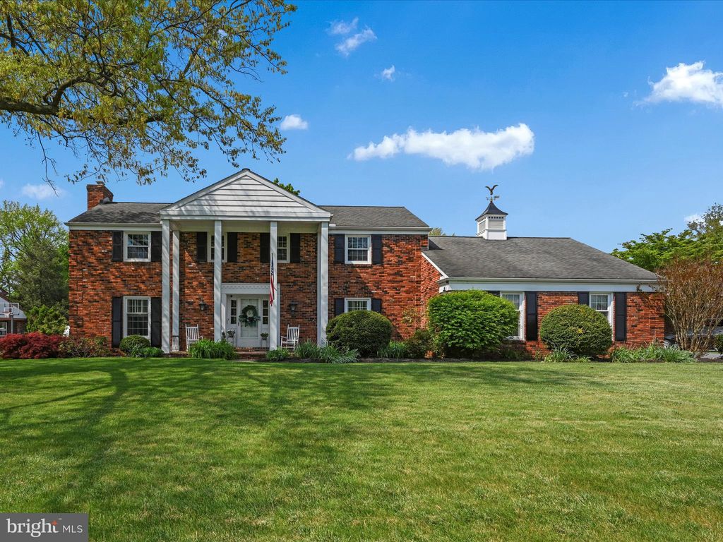 Photo of 1349 Country Club Drive, Lancaster, PA 17601 (MLS # PALA2050280)