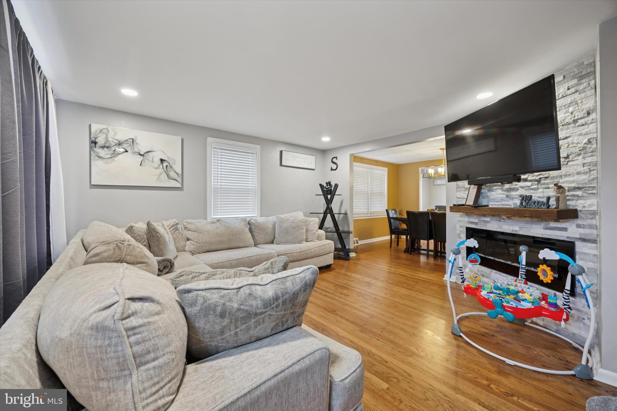 305 GREENWOOD ROAD