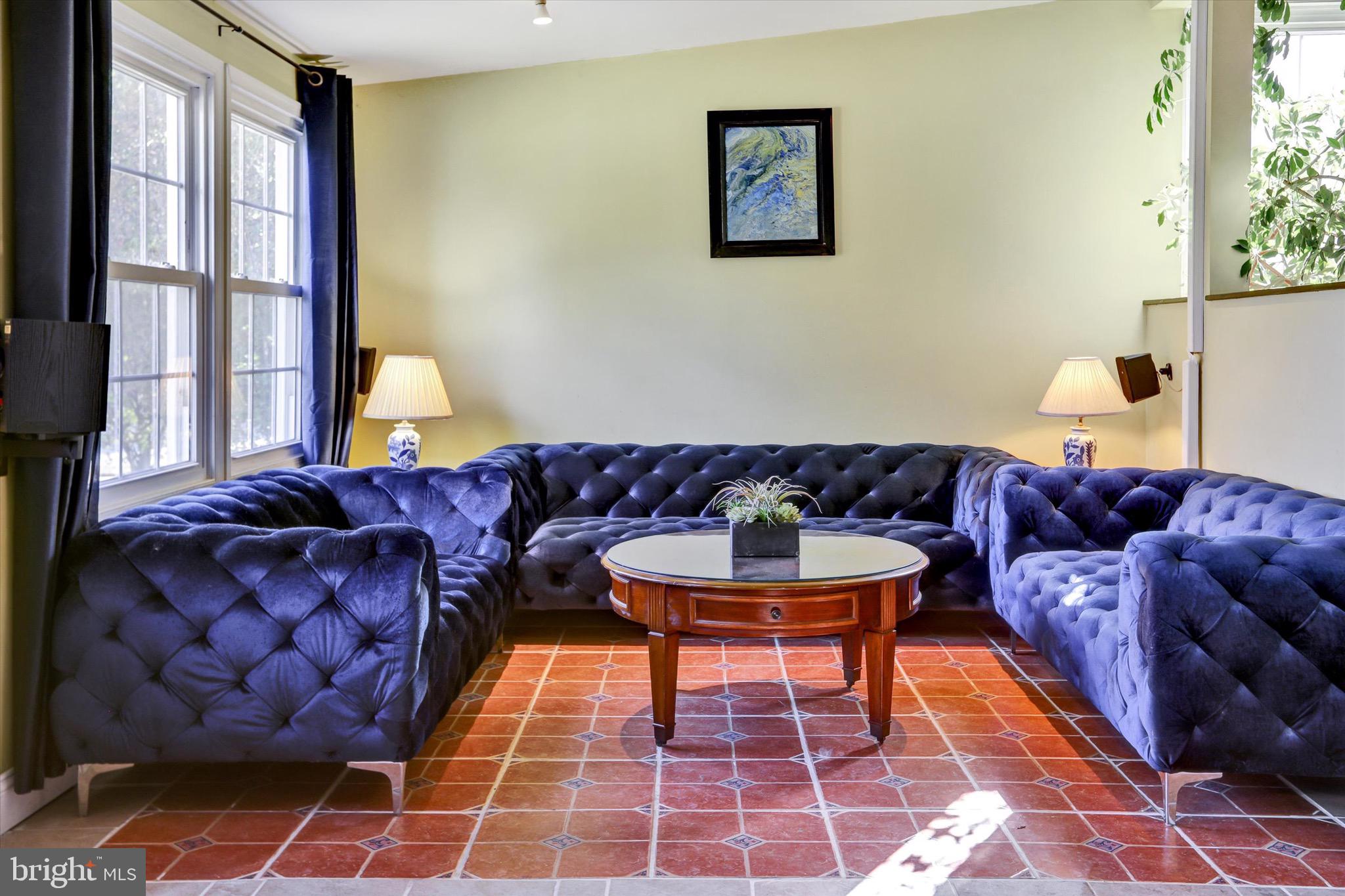 TIMONIUM - Residential