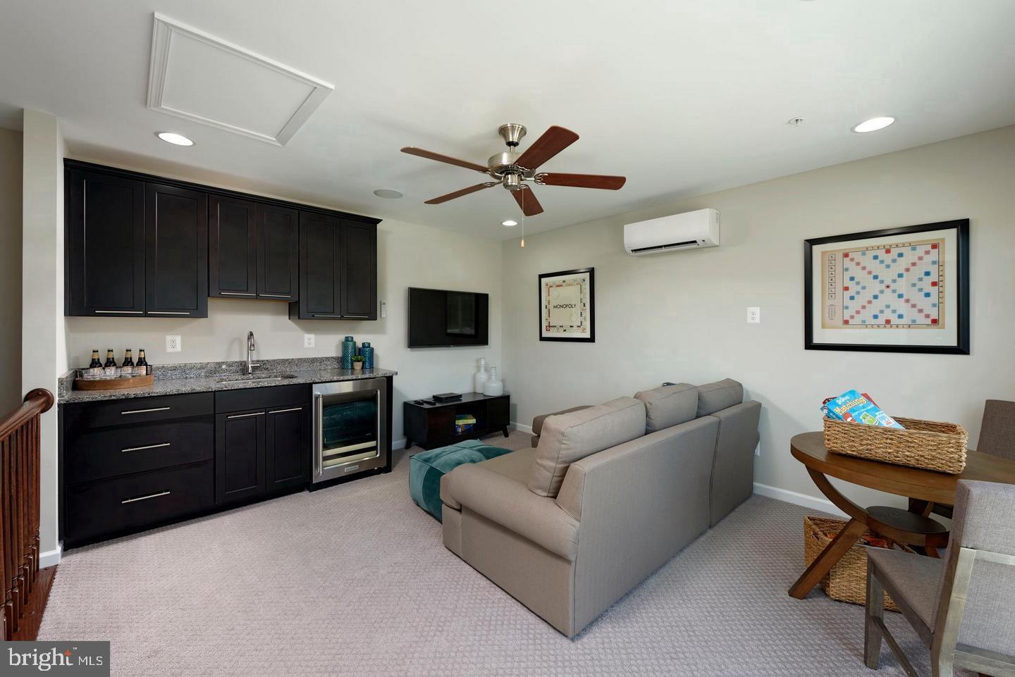 MORRIS PLACE - Residential Lease