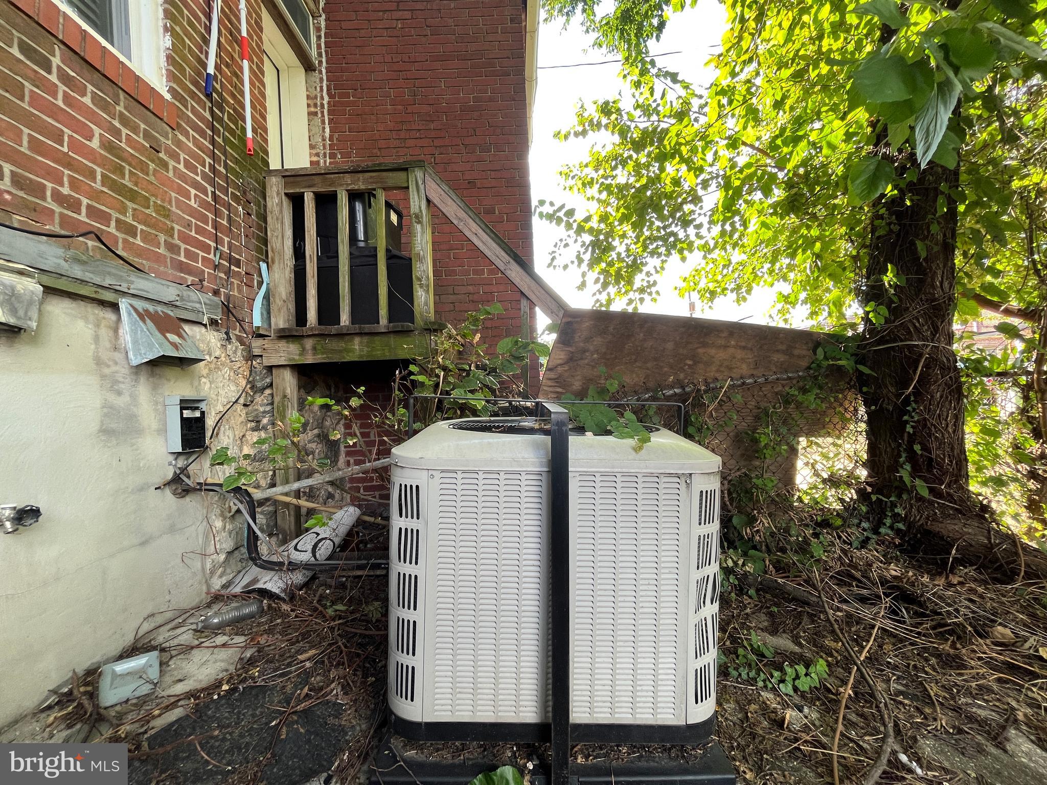 COLDSTREAM HOMESTEAD MONTEBELLO HISTORIC DISTRICT - Residential