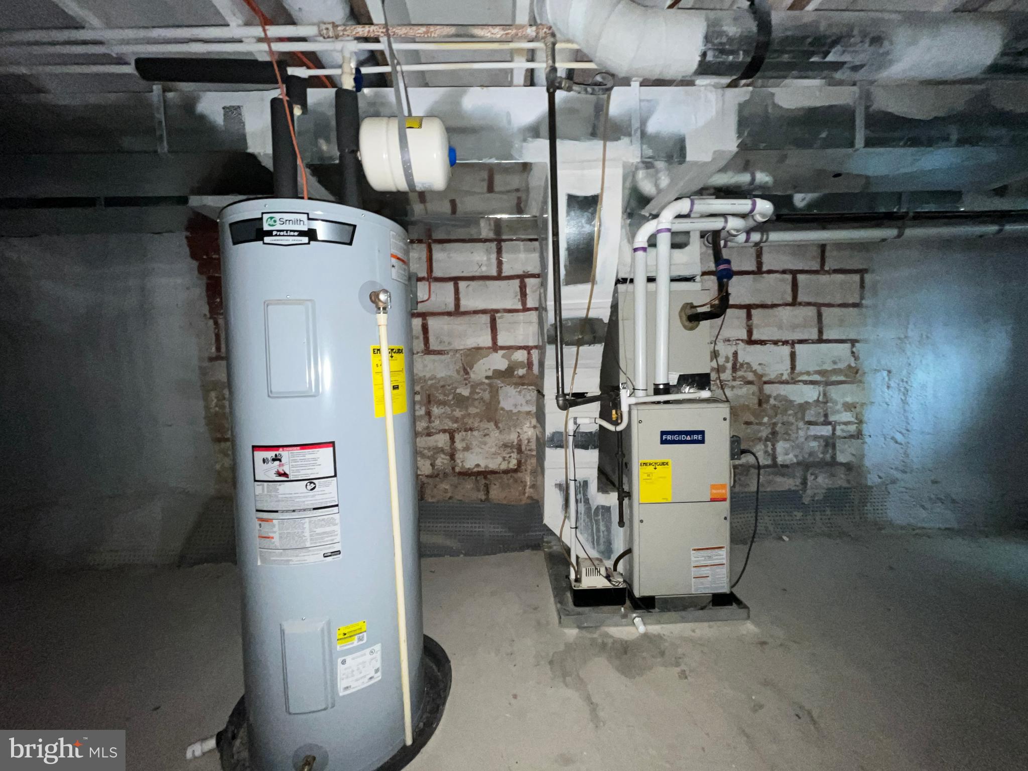 COLDSTREAM HOMESTEAD MONTEBELLO HISTORIC DISTRICT - Residential