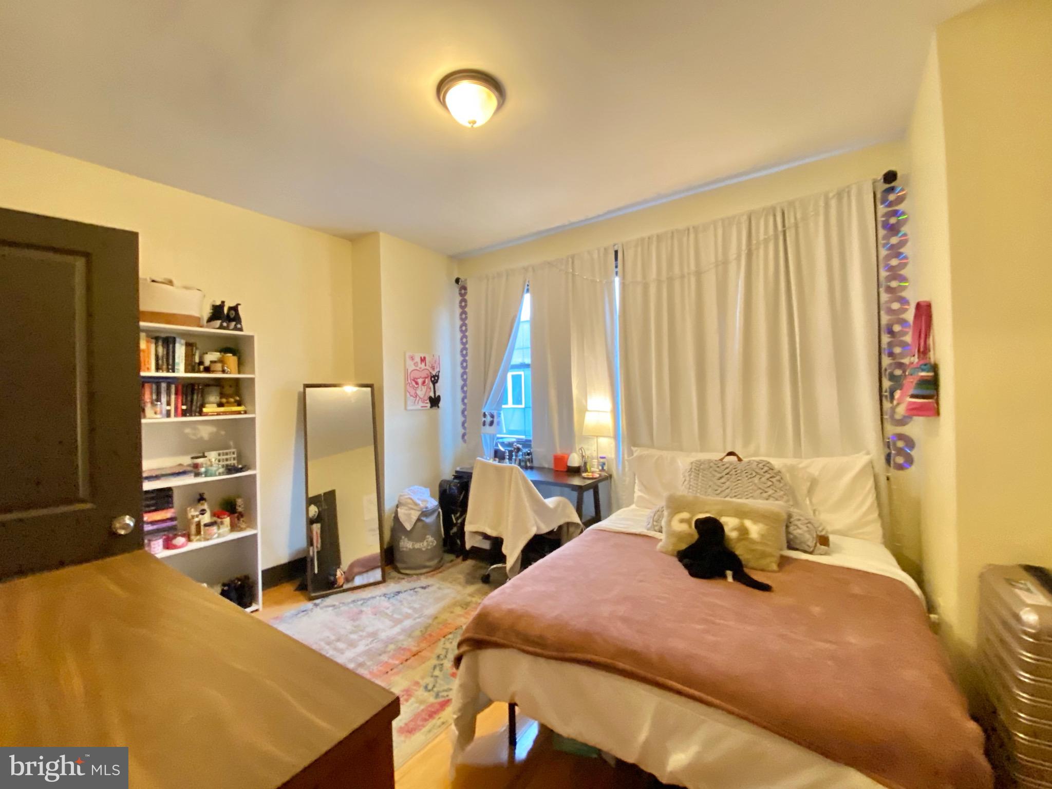 TEMPLE UNIVERSITY - Residential Lease