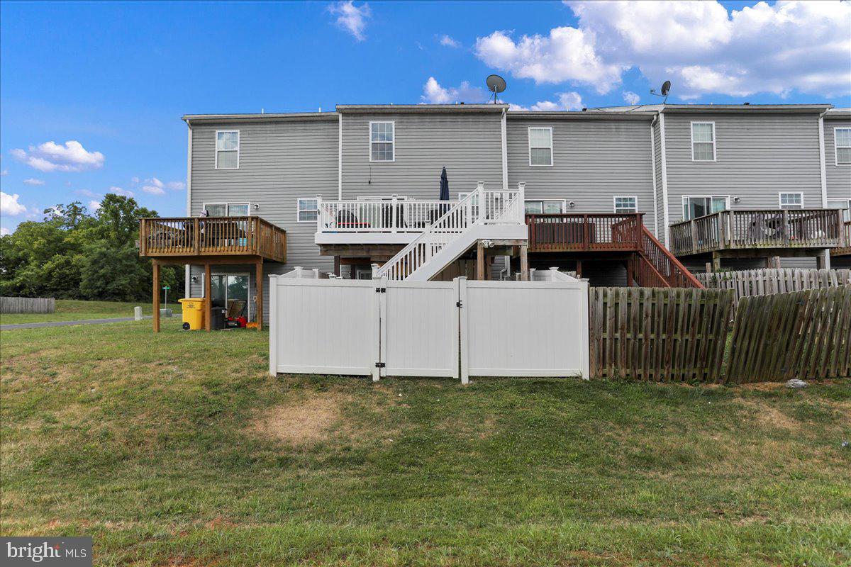 INWOOD VILLAGE - Residential