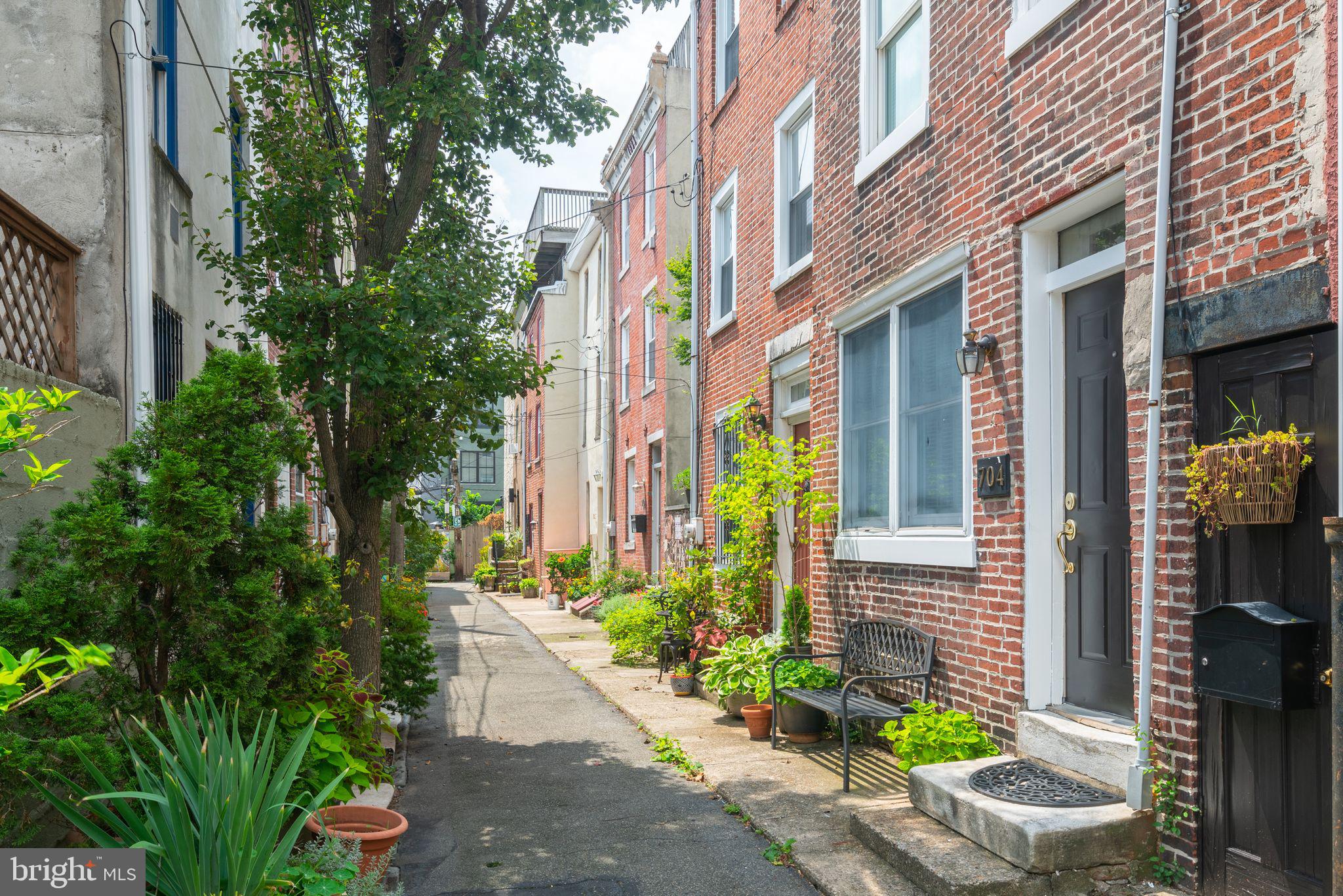 BELLA VISTA - Residential Lease