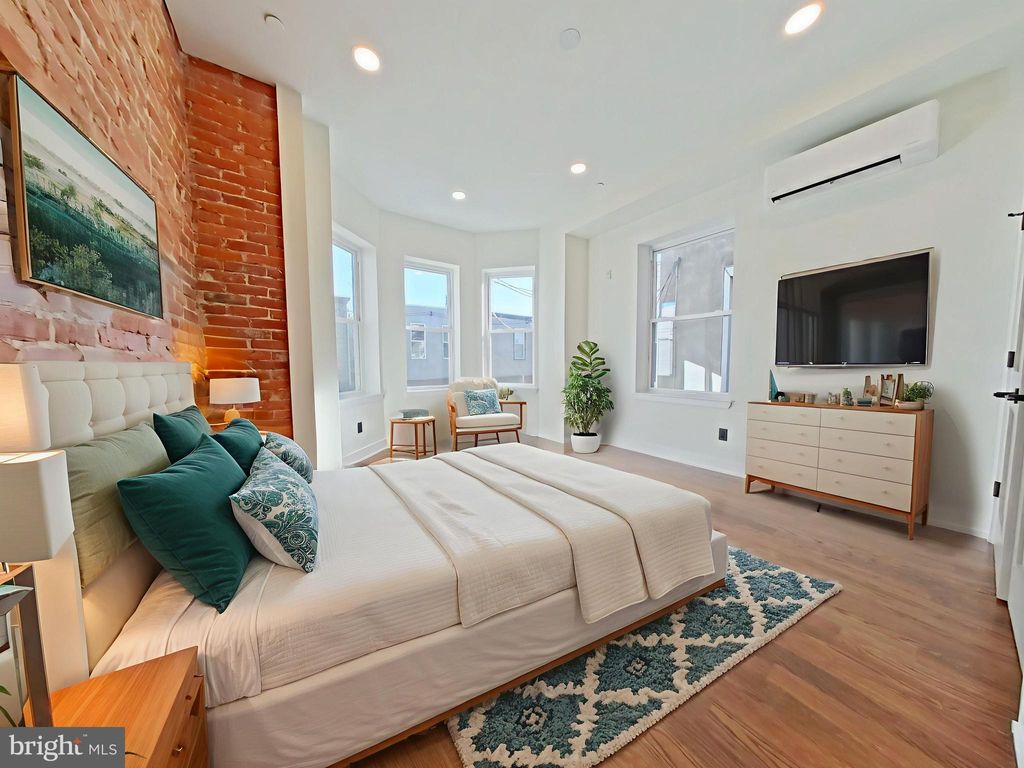 Photo of 1613 N 33rd Street #C, PHILADELPHIA, PA 19121 (MLS # PAPH2566490)