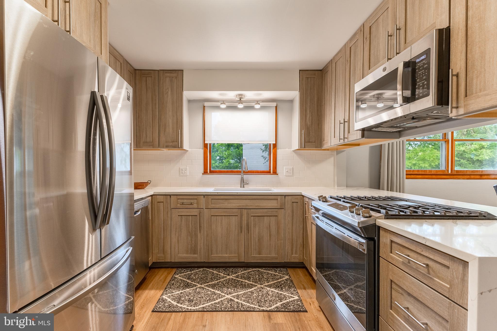 COLLEGE HEIGHTS - Residential