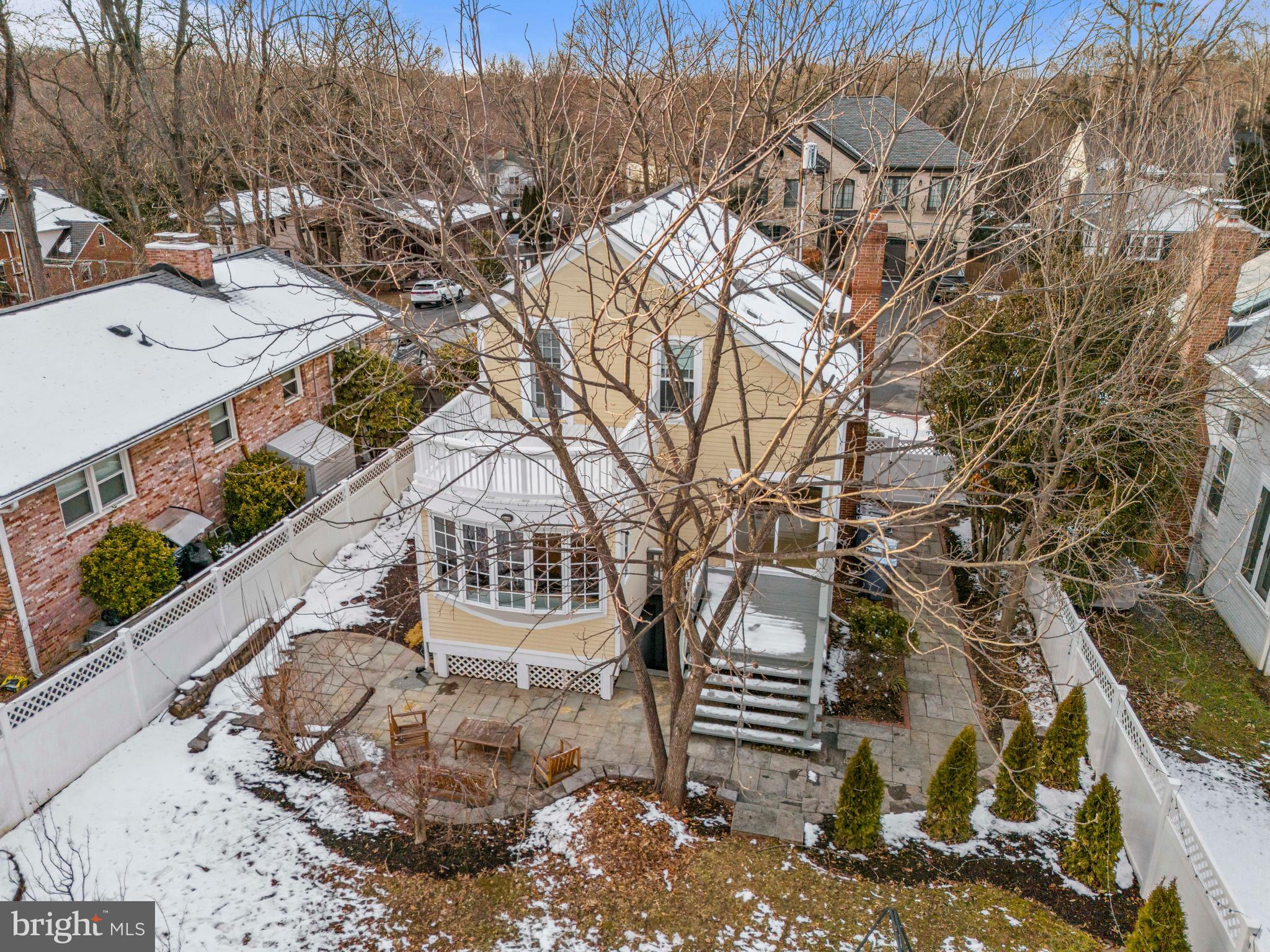 BEVERLY MANOR - Residential