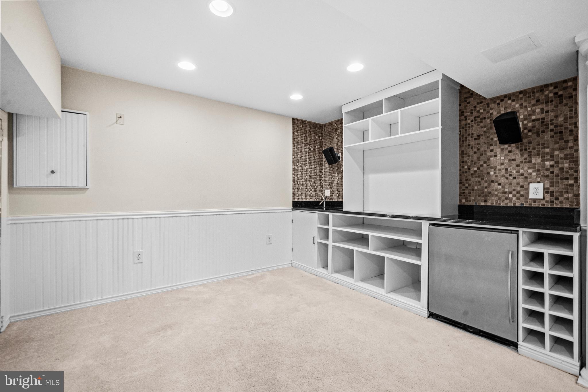 BEVERLY MANOR - Residential