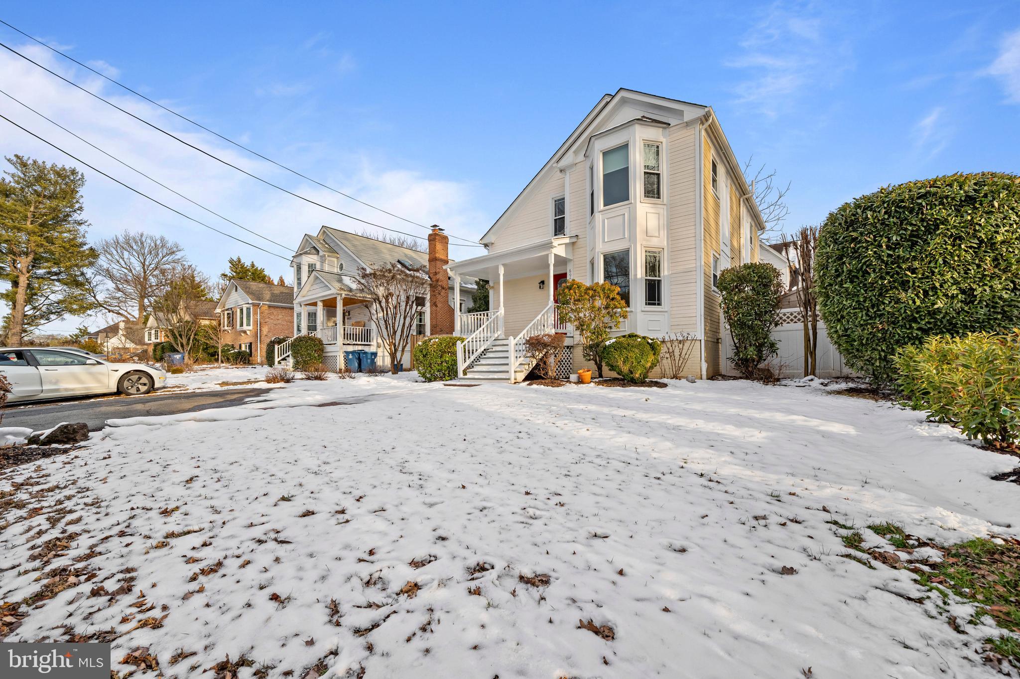 BEVERLY MANOR - Residential