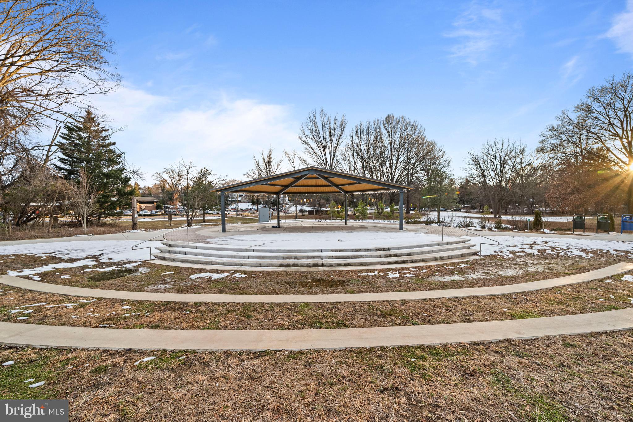 BEVERLY MANOR - Residential