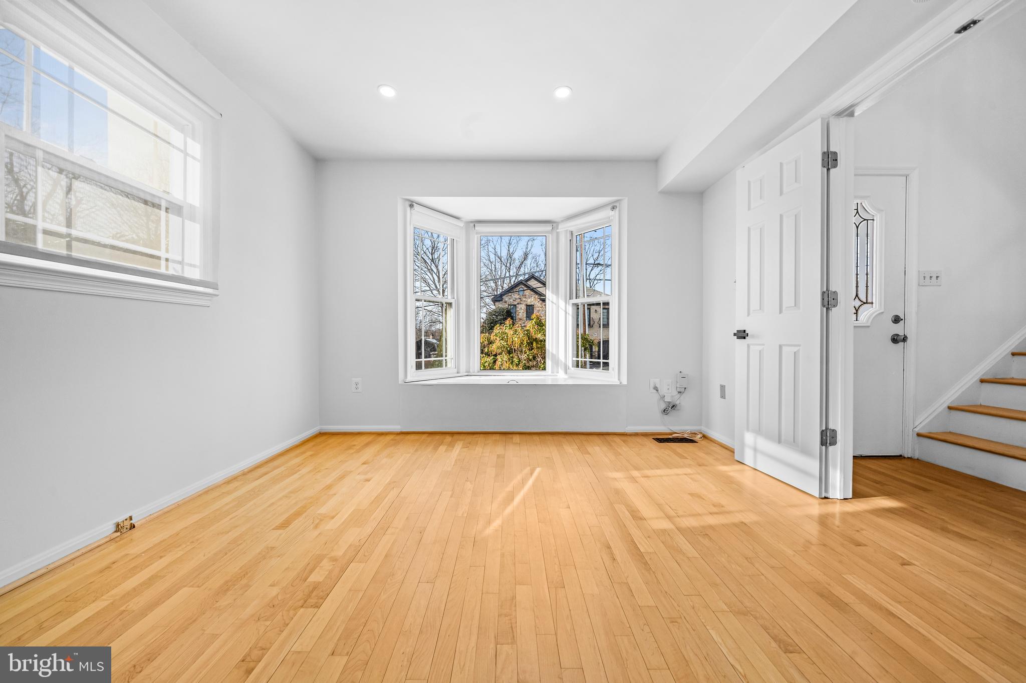 BEVERLY MANOR - Residential