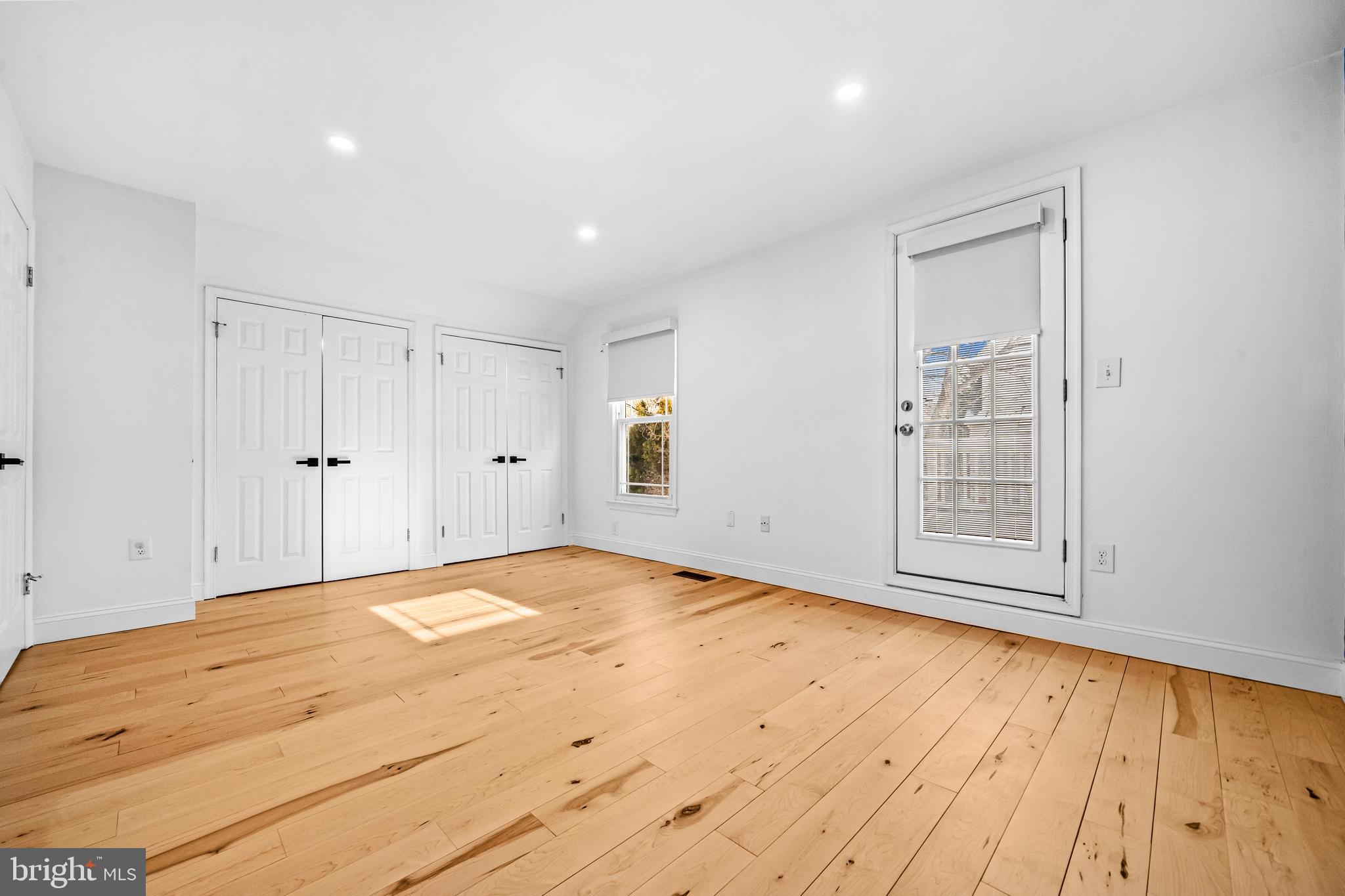 BEVERLY MANOR - Residential