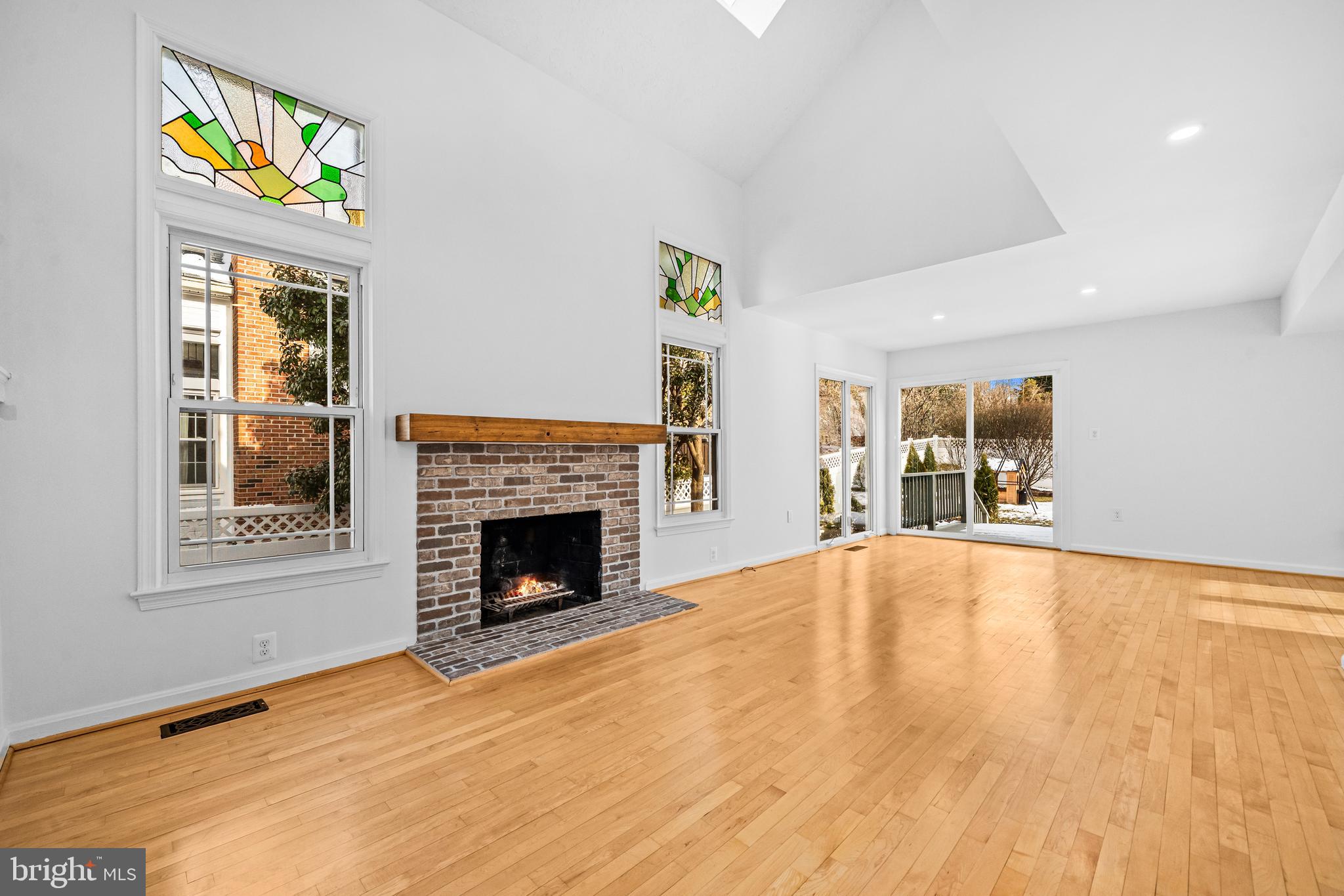 BEVERLY MANOR - Residential