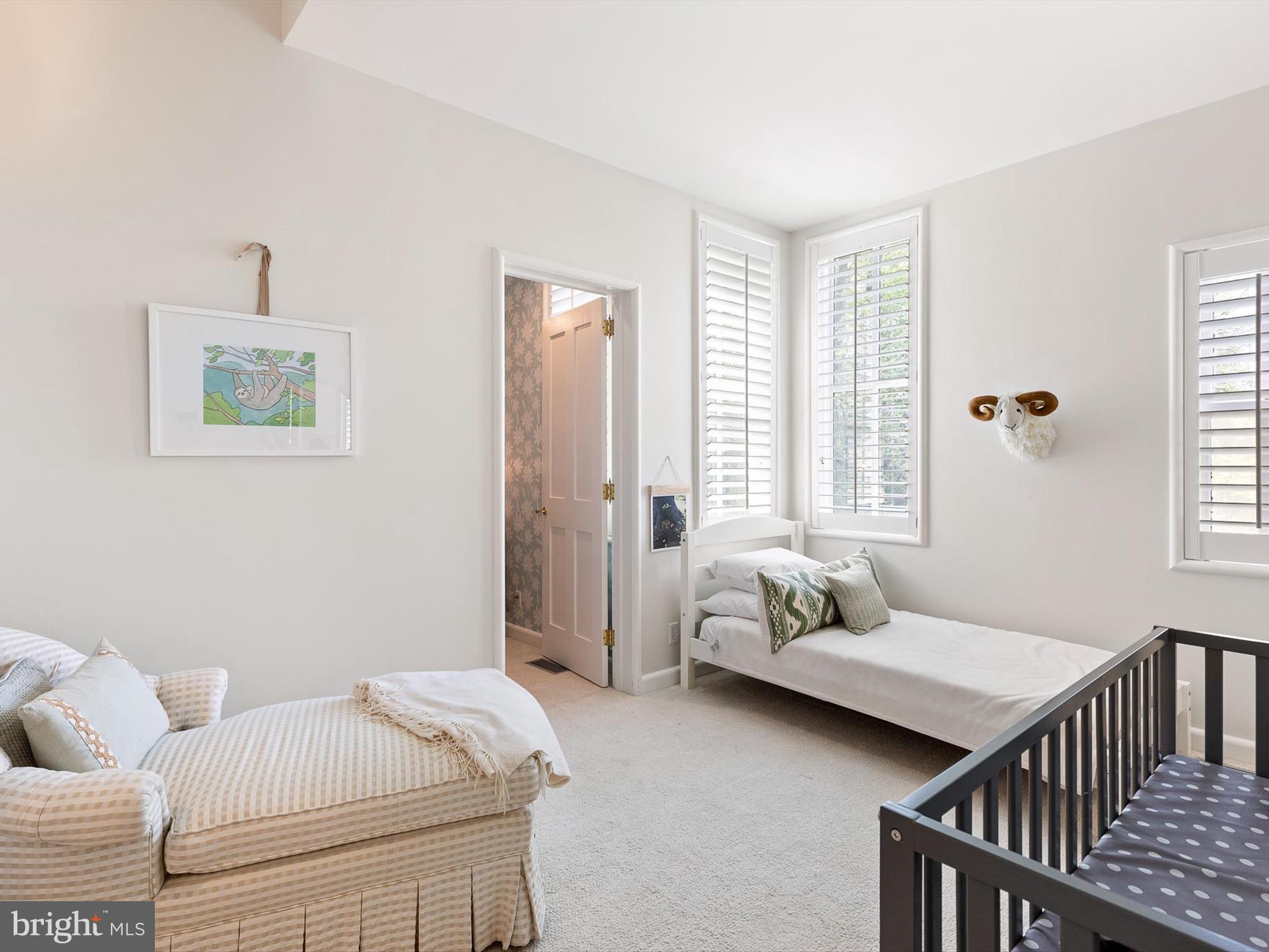 CHESHIRE HUNT - Residential