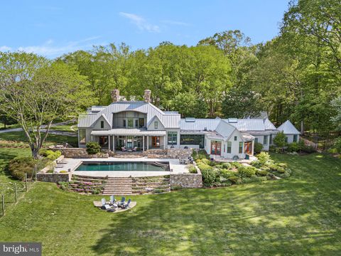 Photo of 2299 Hilltop View Rd, UNIONVILLE, PA 19320 (MLS # PACT2096636)