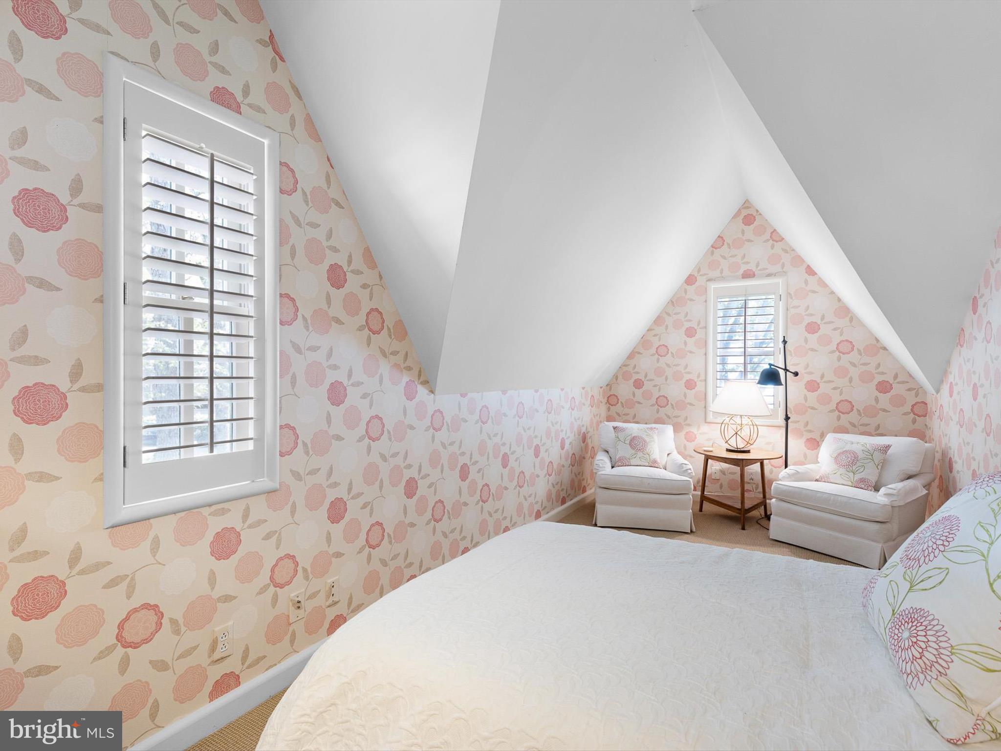 CHESHIRE HUNT - Residential
