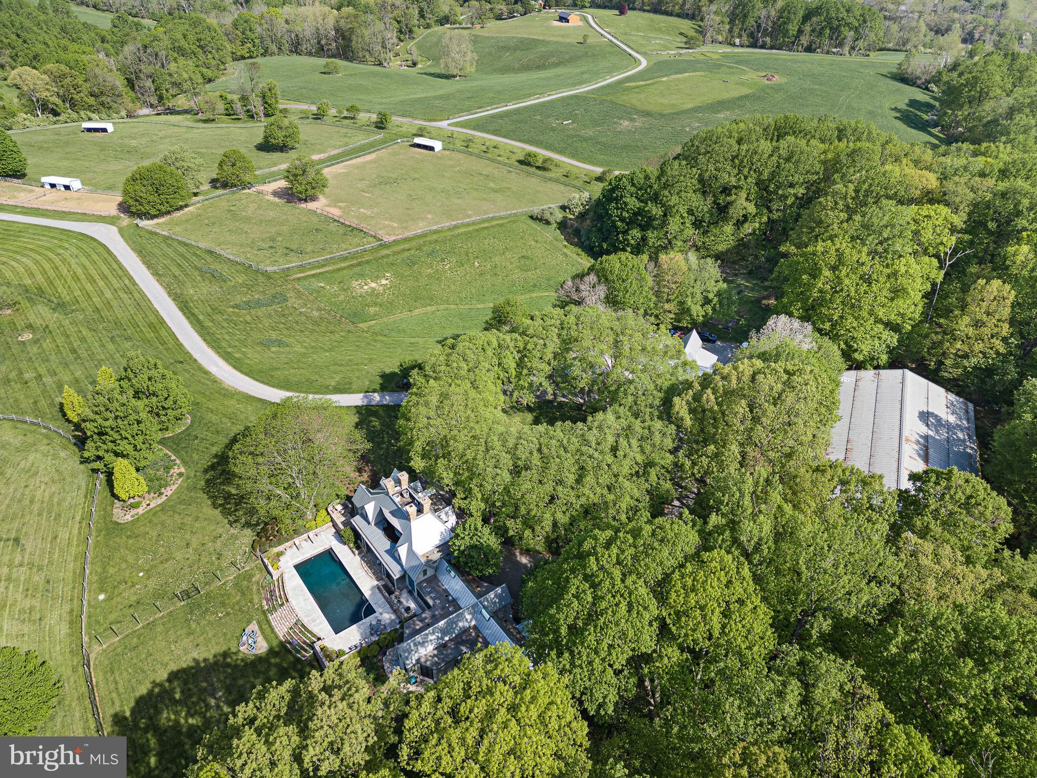 CHESHIRE HUNT - Residential