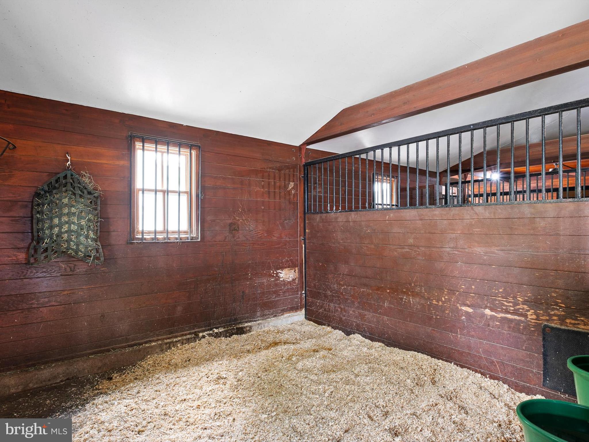 CHESHIRE HUNT - Residential