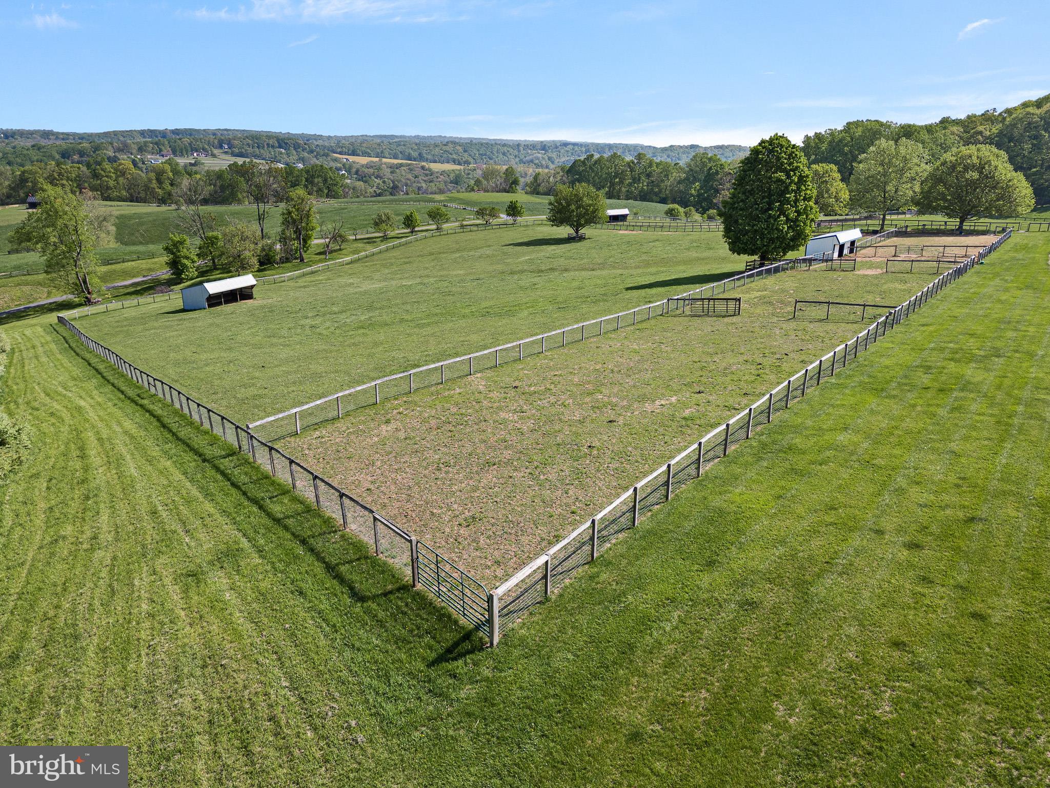 CHESHIRE HUNT - Residential