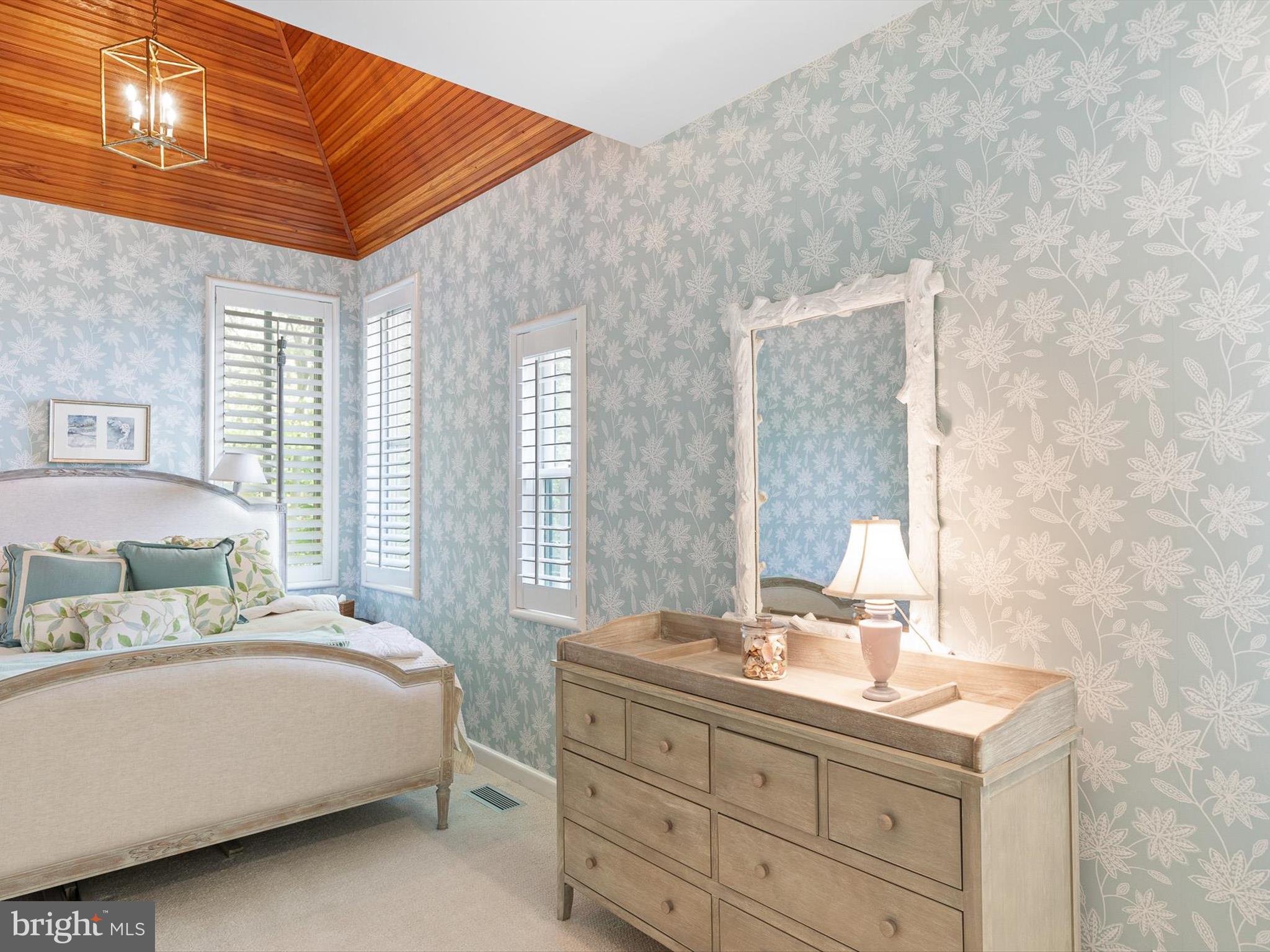 CHESHIRE HUNT - Residential
