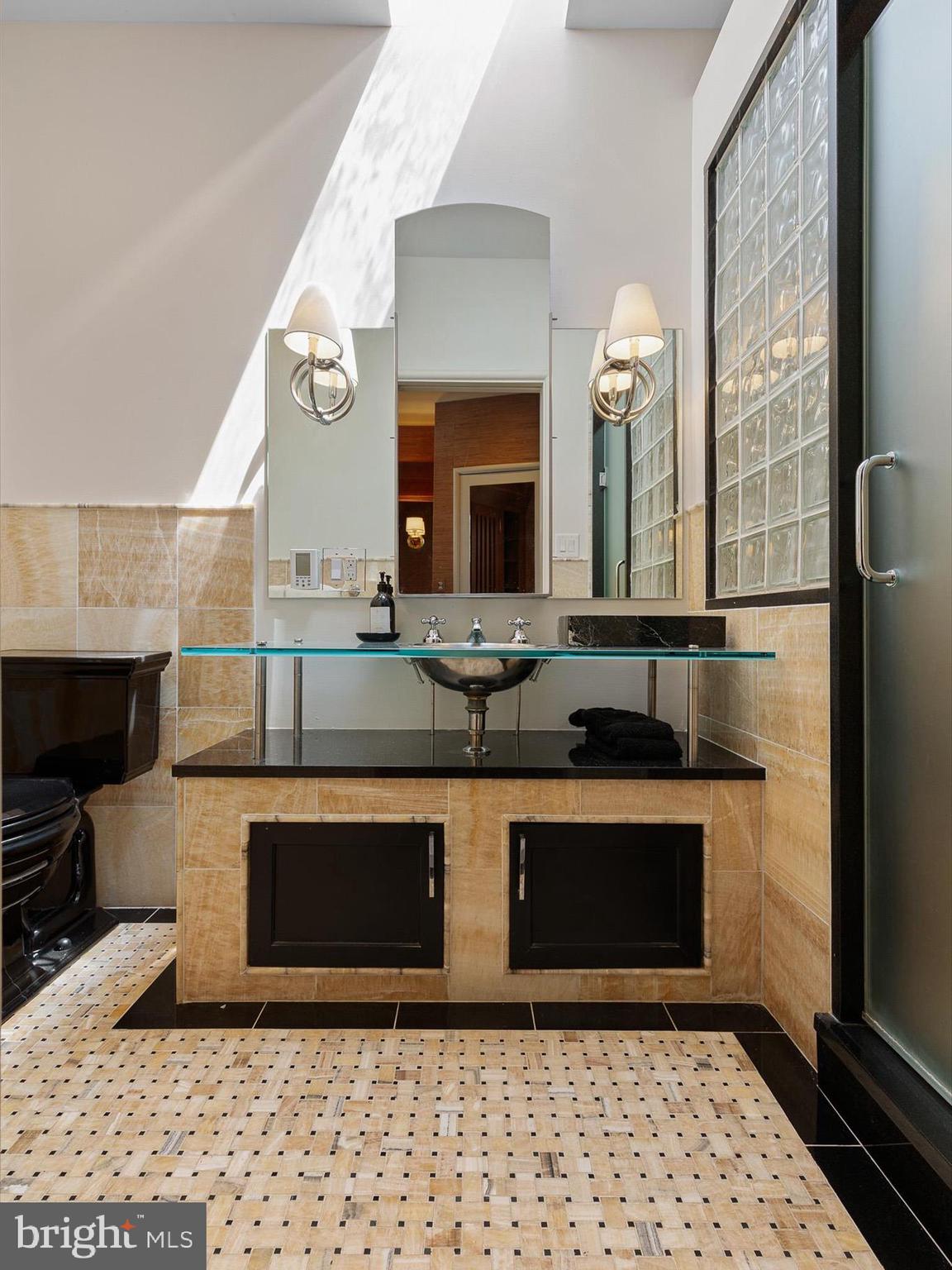 CHESHIRE HUNT - Residential