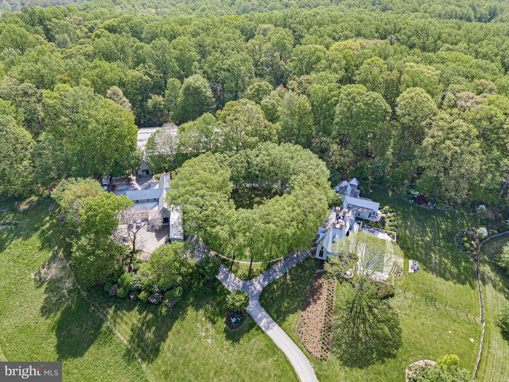 CHESHIRE HUNT - Residential