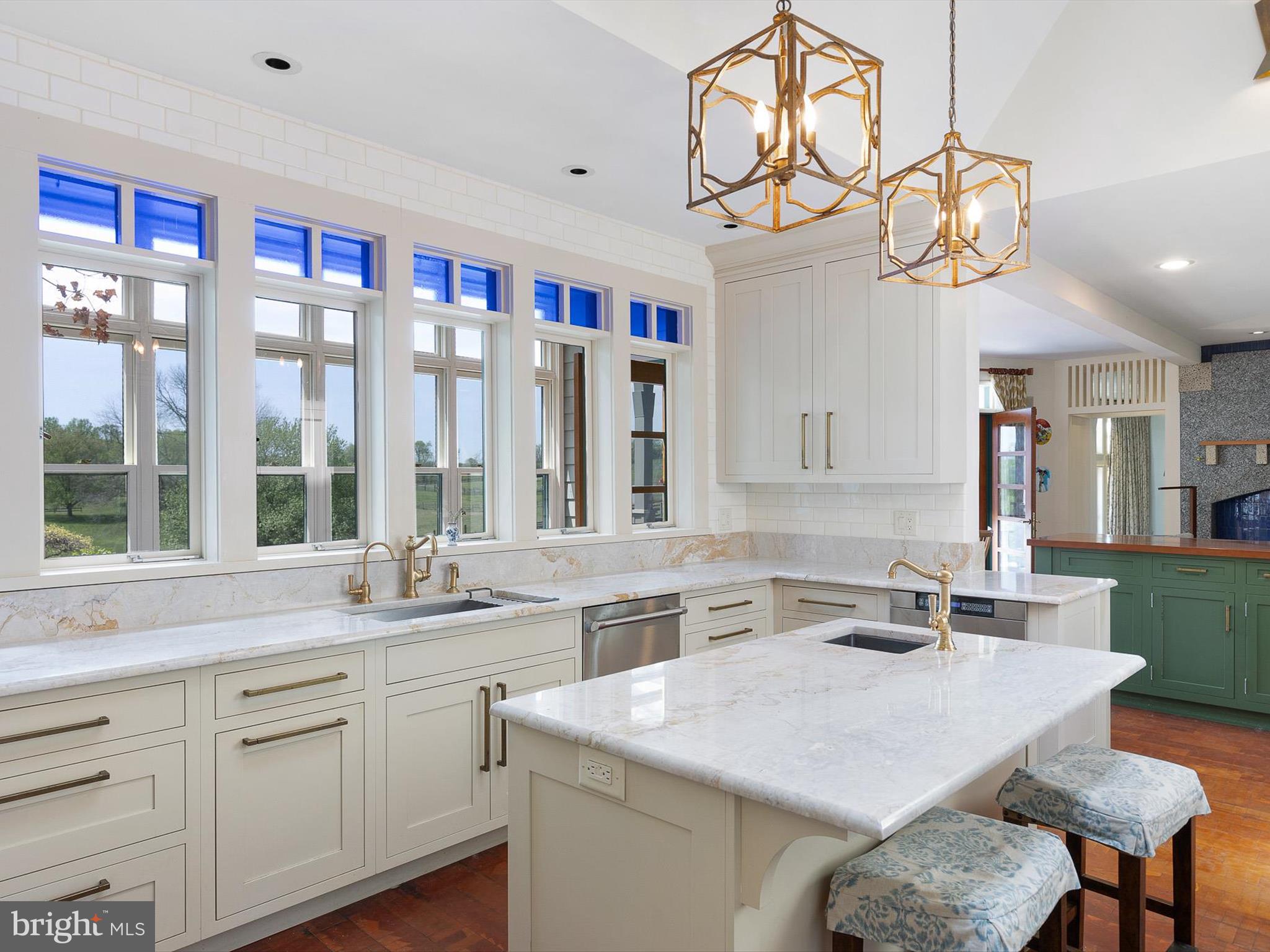 CHESHIRE HUNT - Residential
